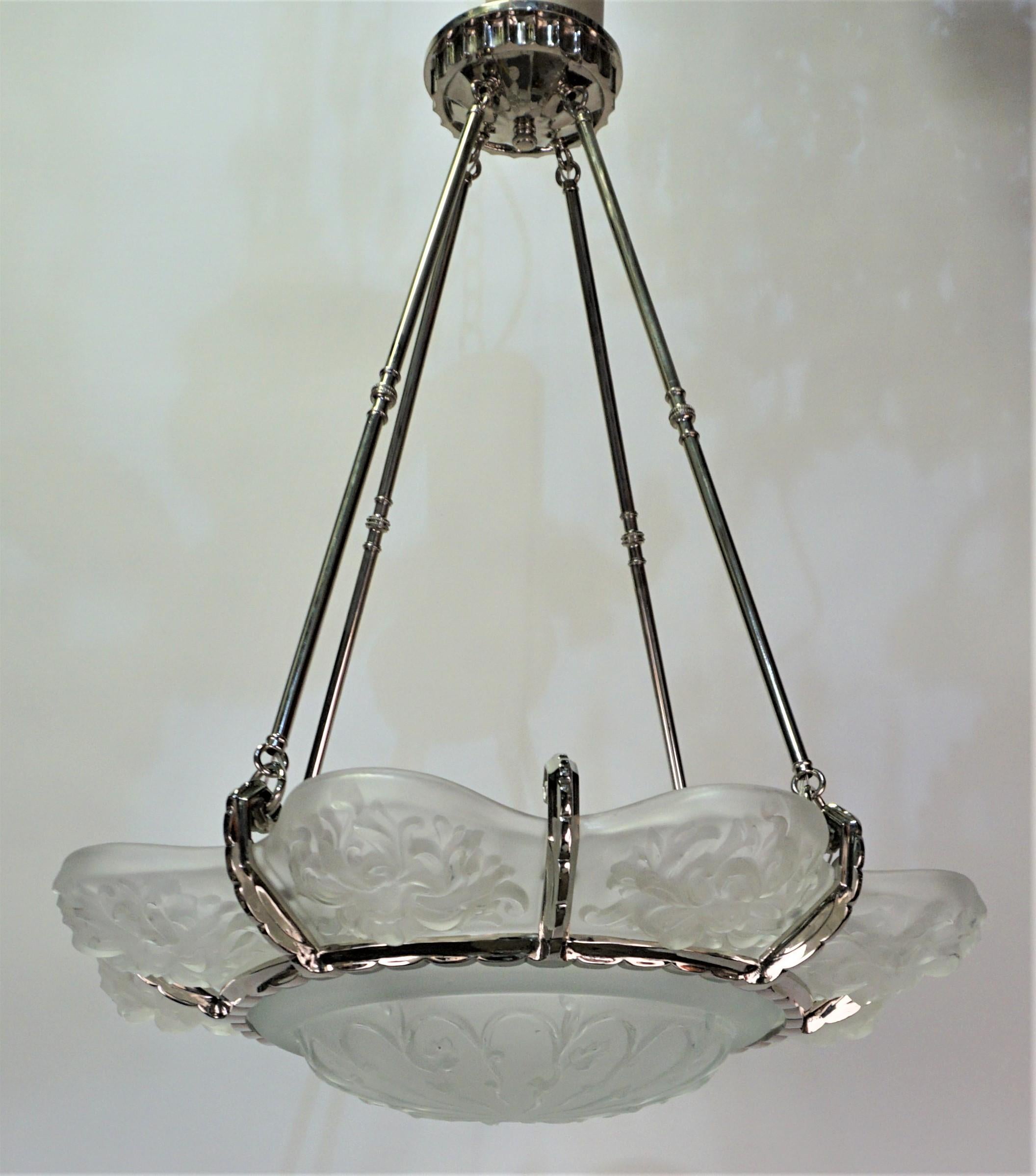 French Art Deco Chandelier by Sabino For Sale 5