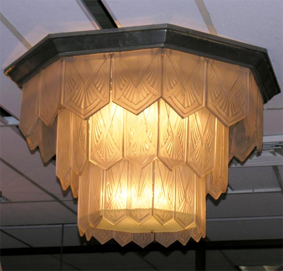 French Art Deco Chandelier by Sabino For Sale 1