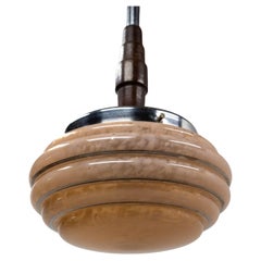 Lampadario francese Art Deco Ezan in vetro Clichy modellato, C.C. 1940