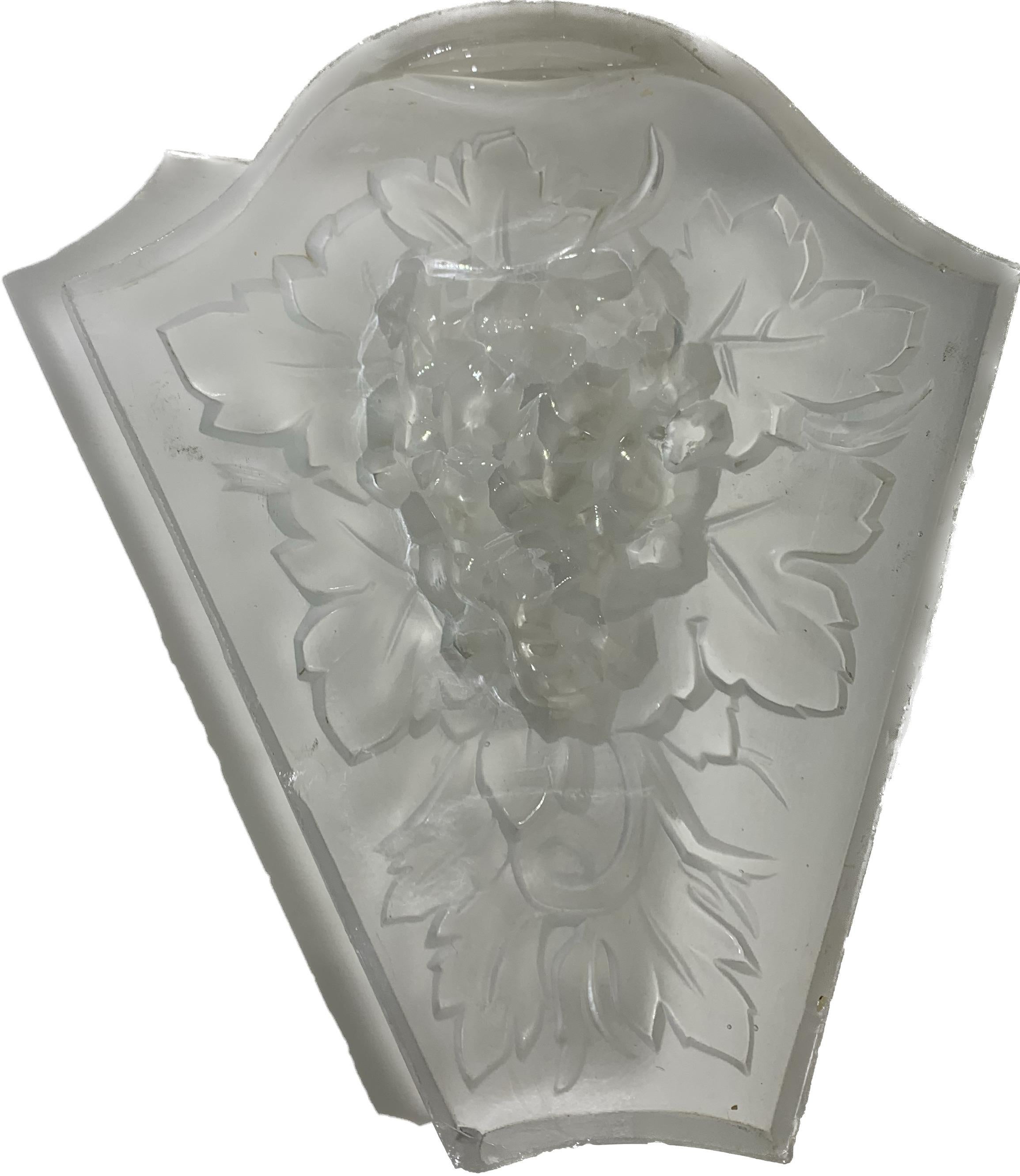 French Art Deco Chandelier in Lorrain Press Molded Glass For Sale 7