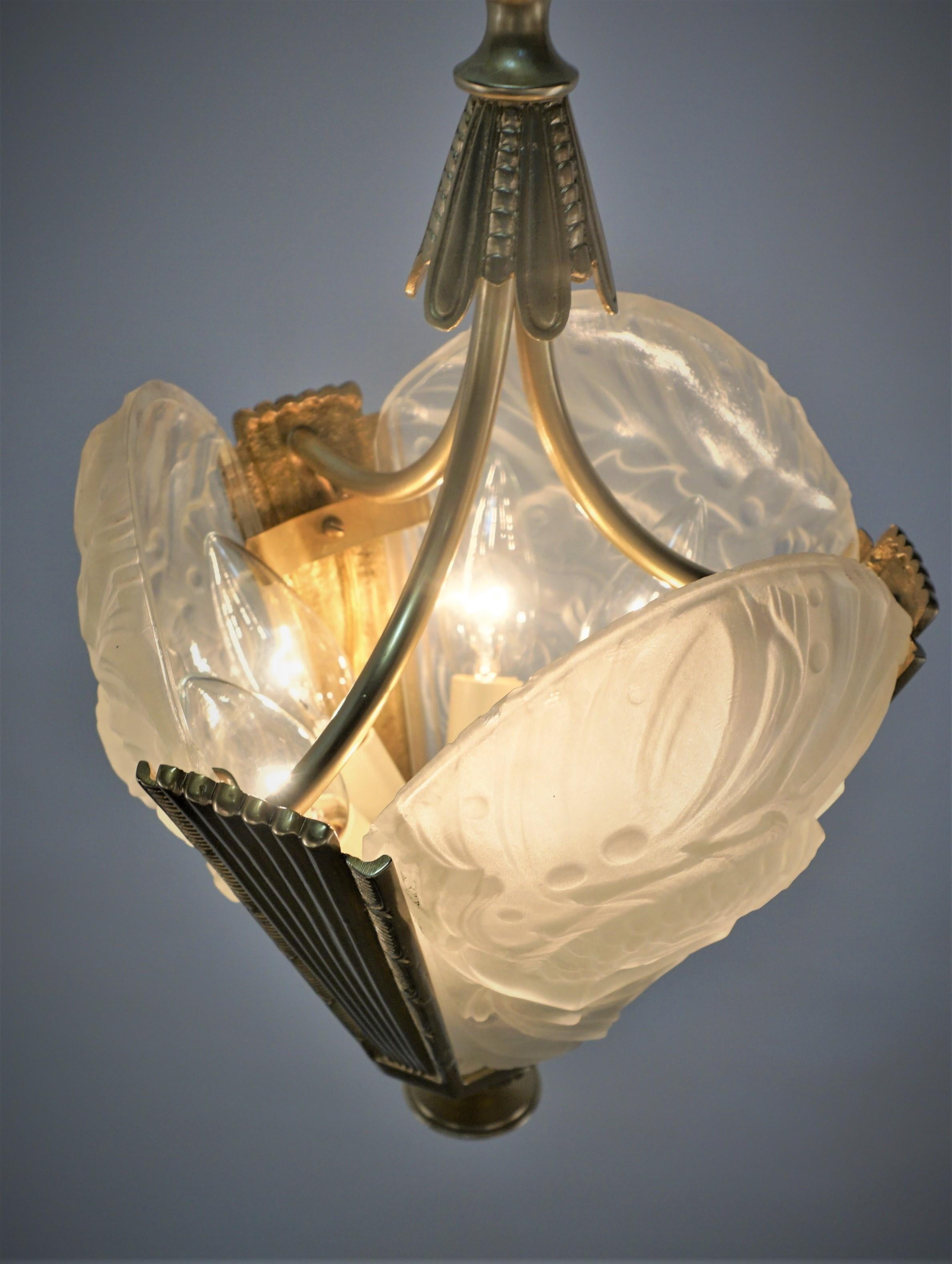 Mid-20th Century French Art Deco Chandelier