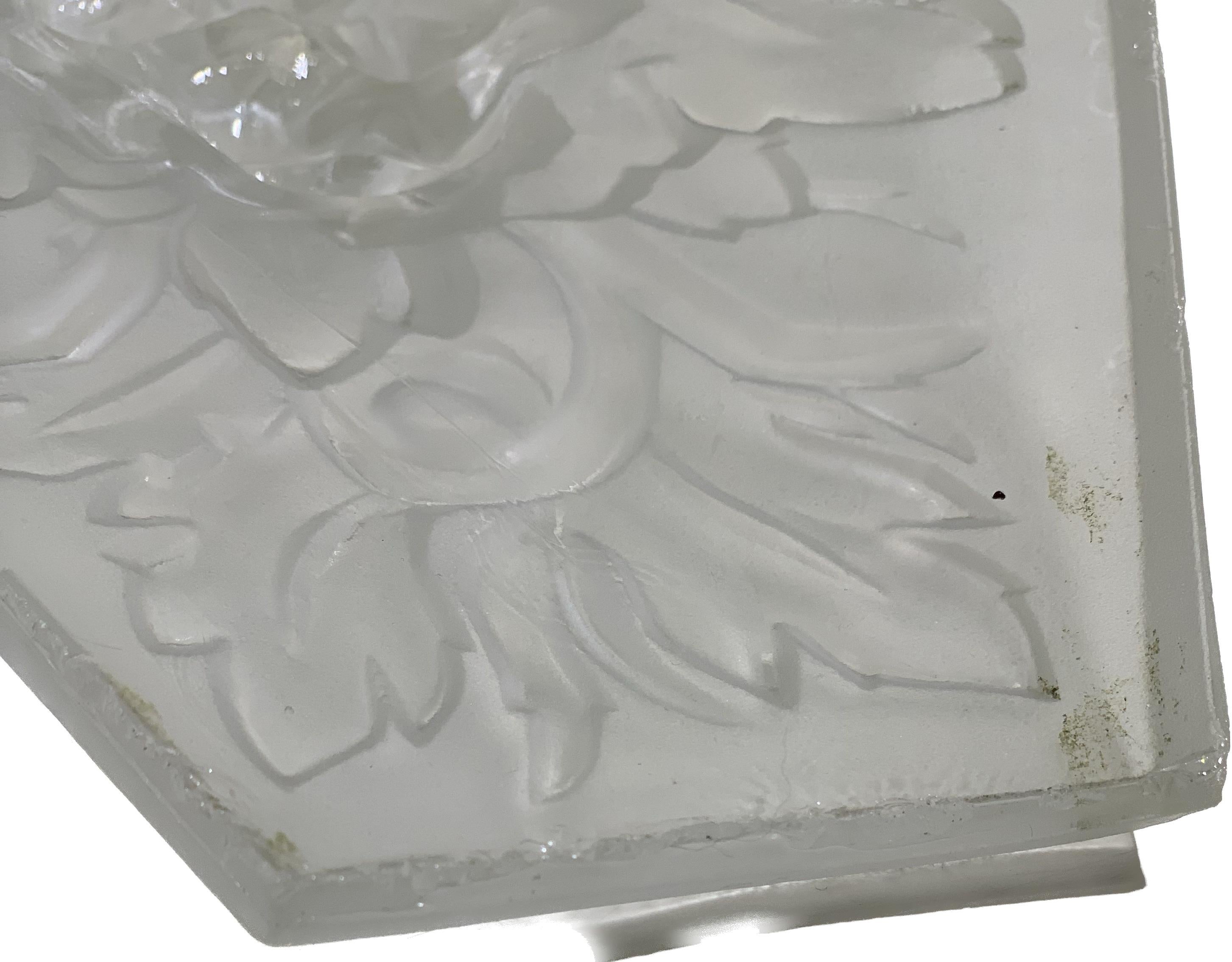 French Art Deco Chandelier in Lorrain Press Molded Glass For Sale 3