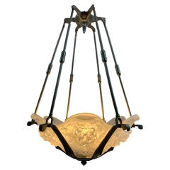 Französischer Art-Déco-Kronleuchter aus Lorrain-Pressglas