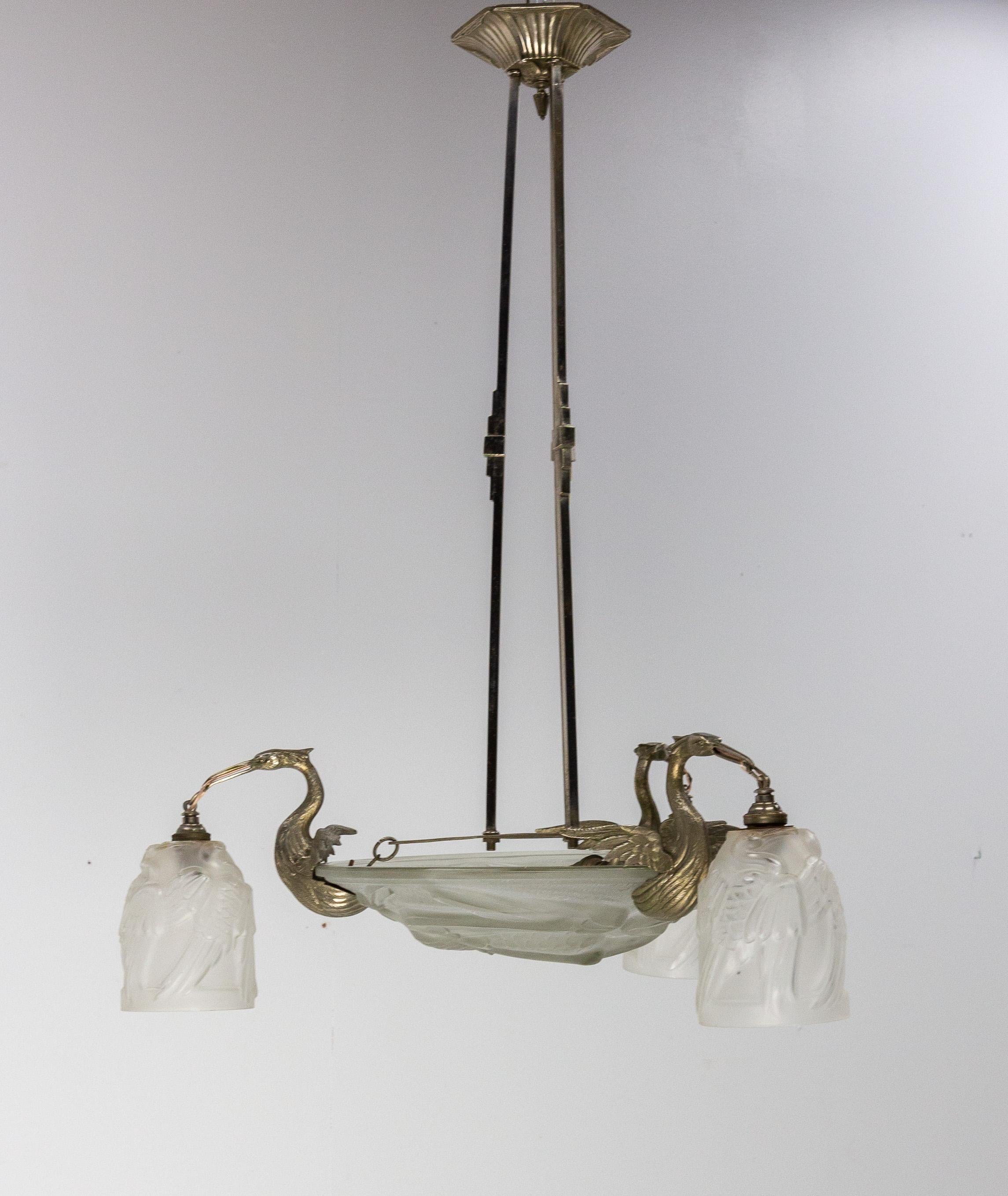 French Art Deco Chandelier Glass & Chrome with Herons Ceiling Pendant, C 1930 In Good Condition For Sale In Labrit, Landes