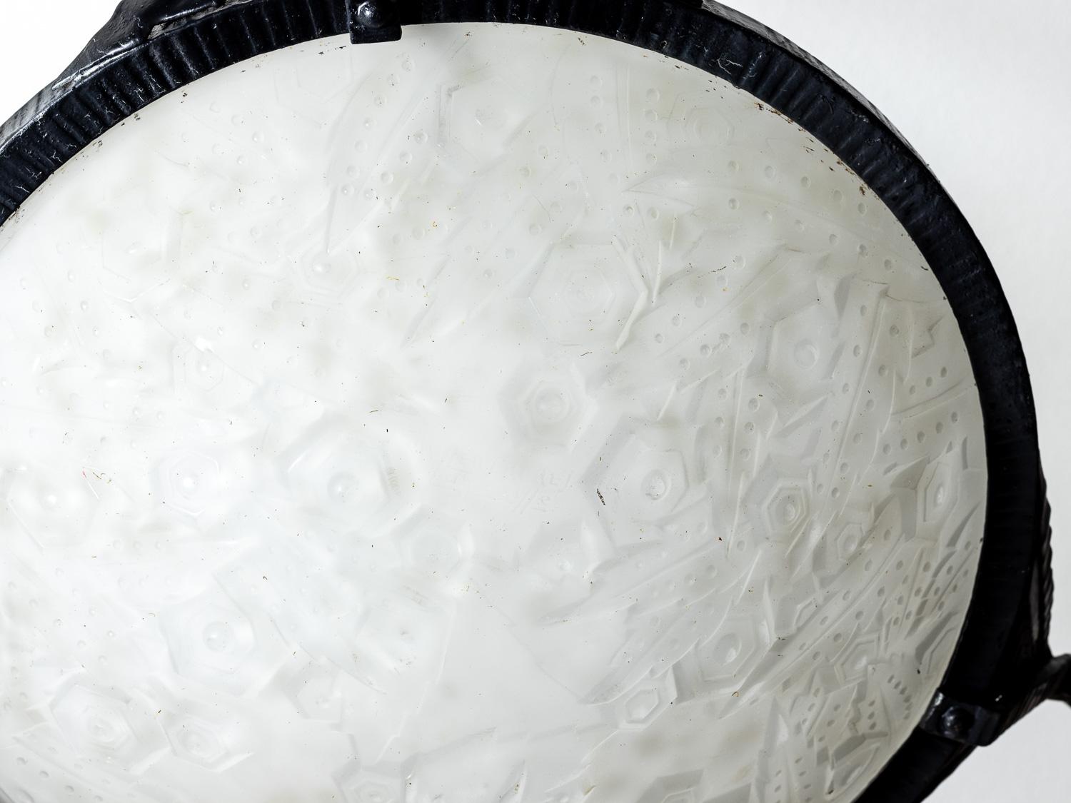 Lampadario Art Deco francese, Muller Frères, vetro smerigliato, 1920 in vendita 5
