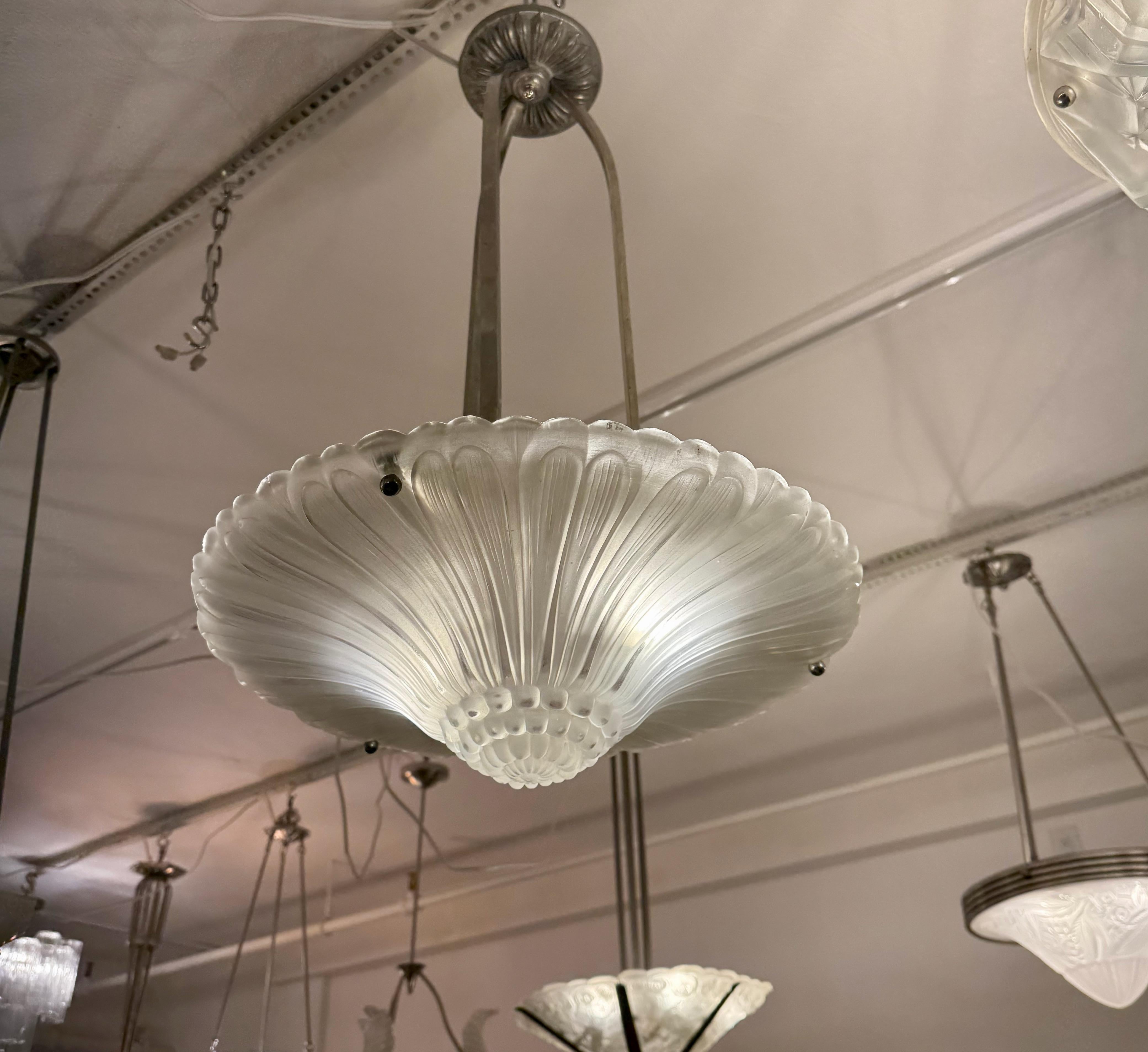 French Art Deco Chandelier Pendant by G Leleu For Sale 6