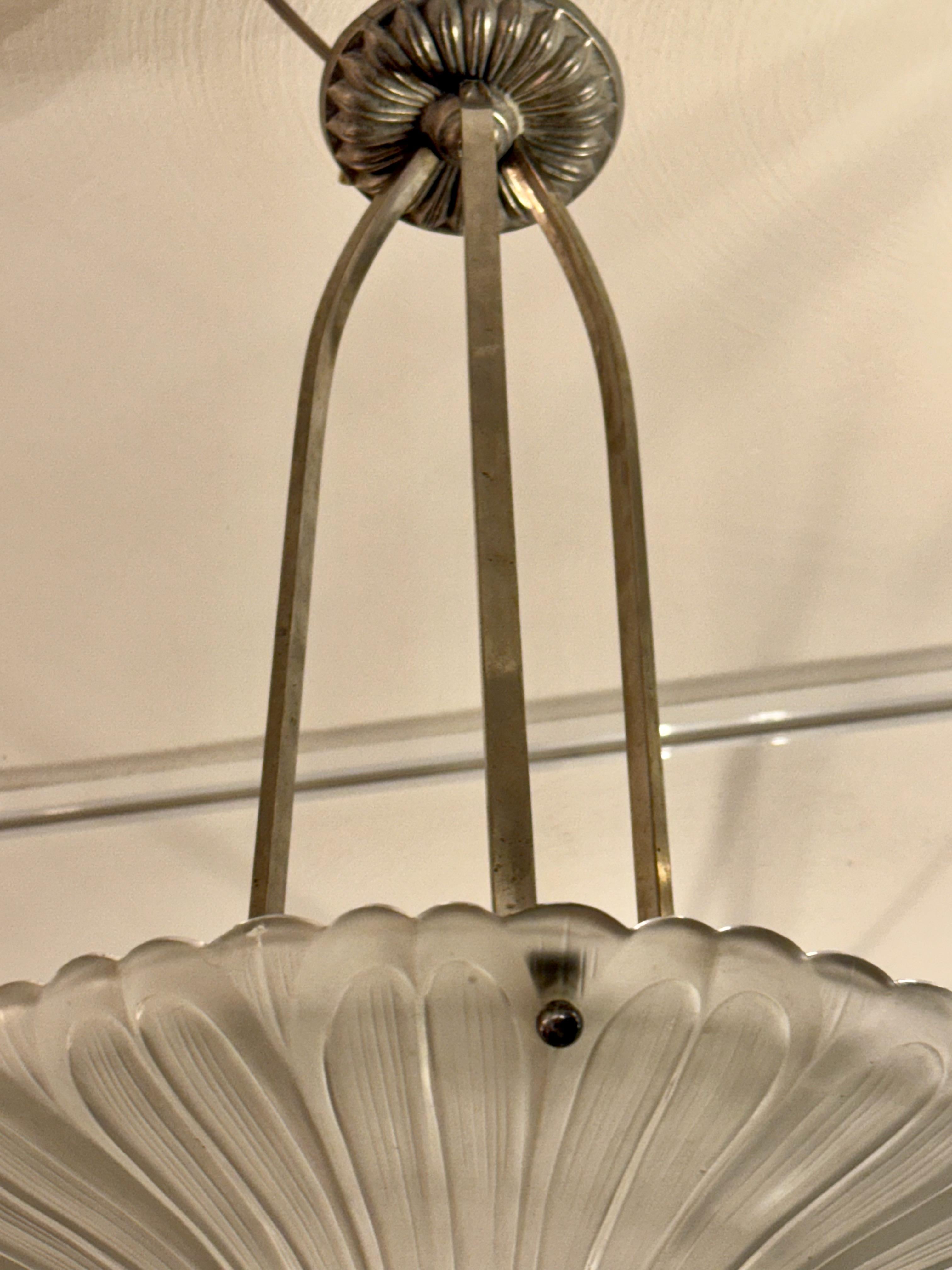 French Art Deco Chandelier Pendant by G Leleu For Sale 7