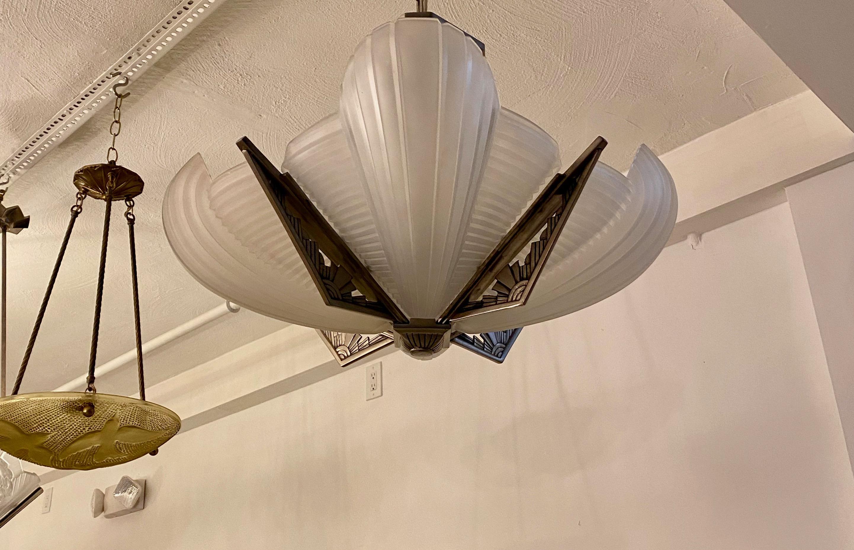French Art Deco Chandelier Signed by Atelier Petitot In Good Condition For Sale In North Bergen, NJ