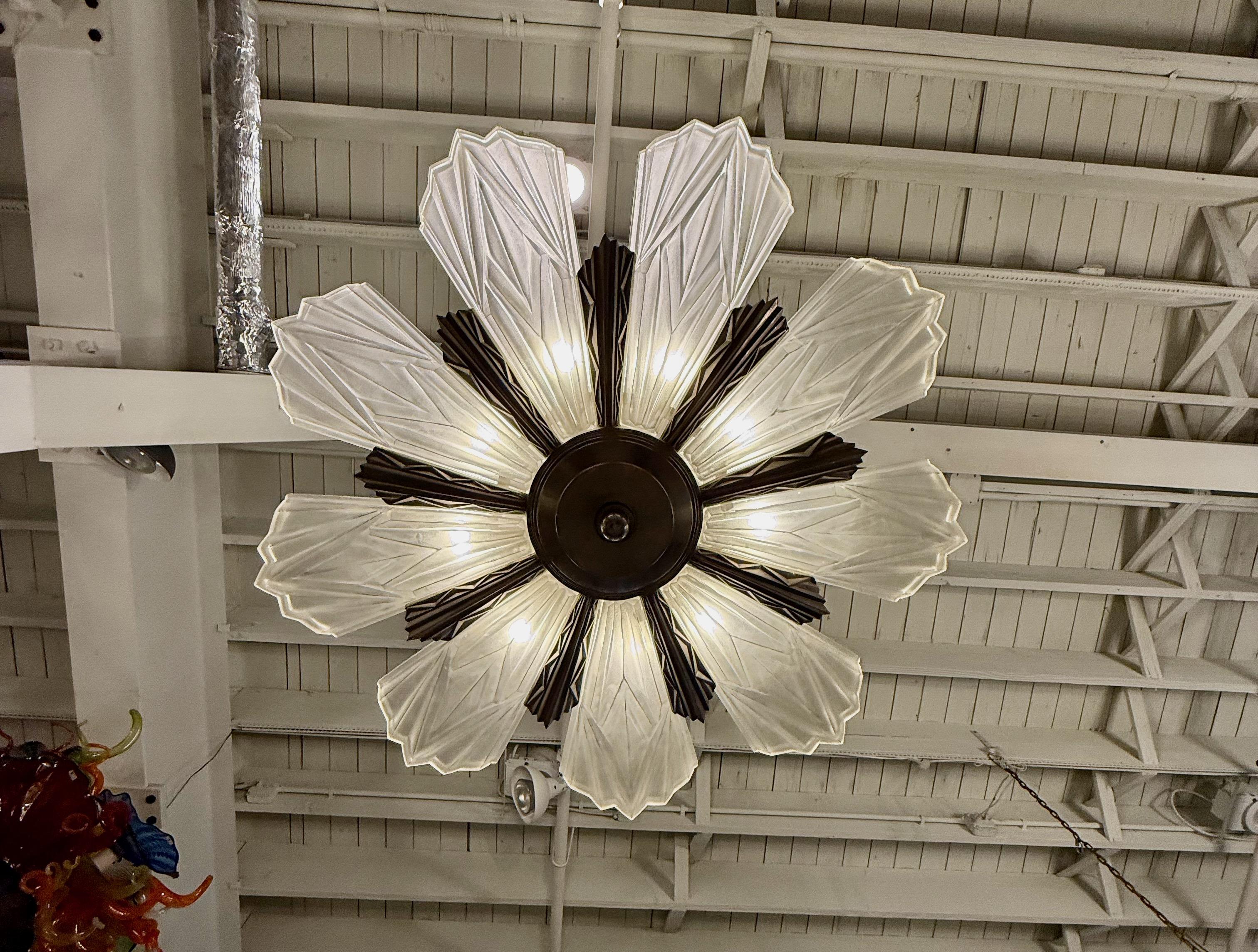 French Art Deco Chandelier Signed by Degue For Sale 5