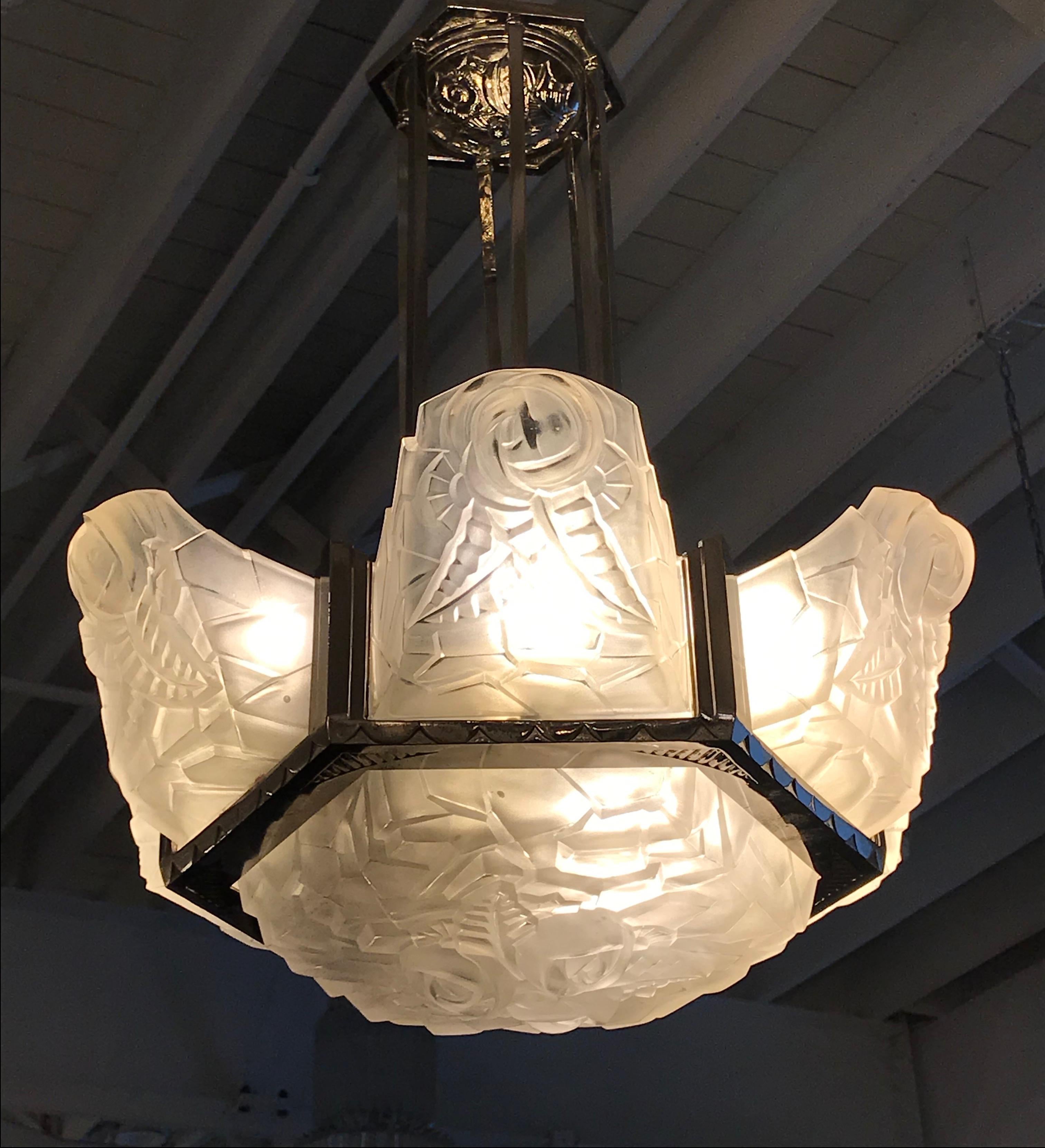 French Art Deco Chandelier Signed by Degué For Sale 7