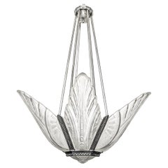 Lampadario Art Deco francese firmato da Hanots