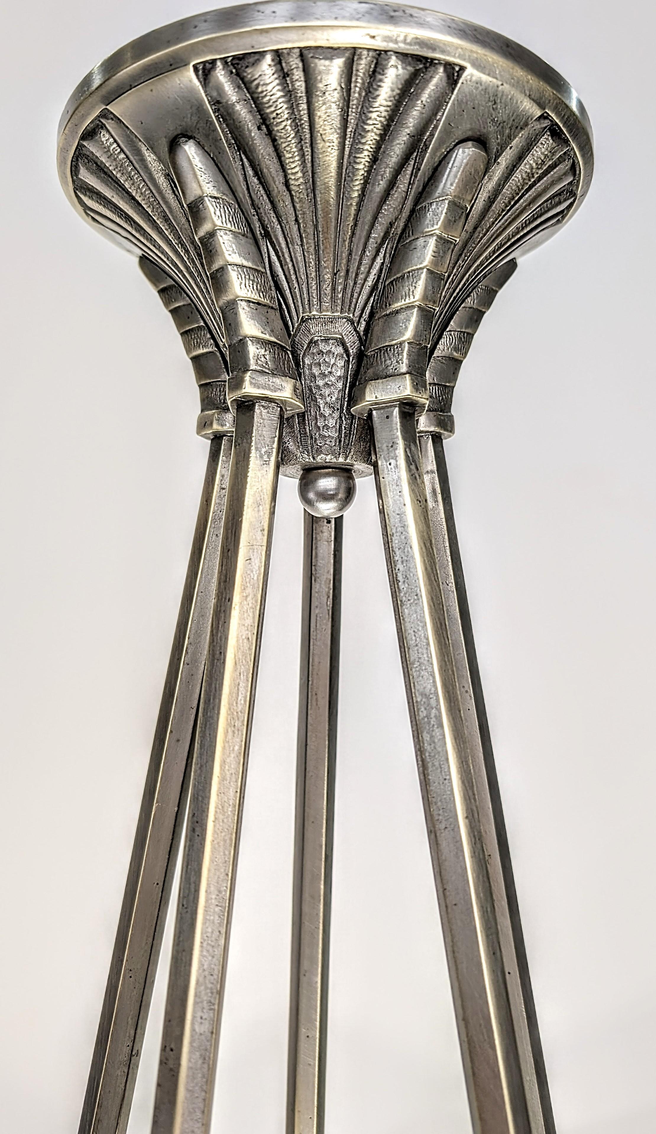 French Art Deco Chandelier Signed by Hettier Vincent en vente 1