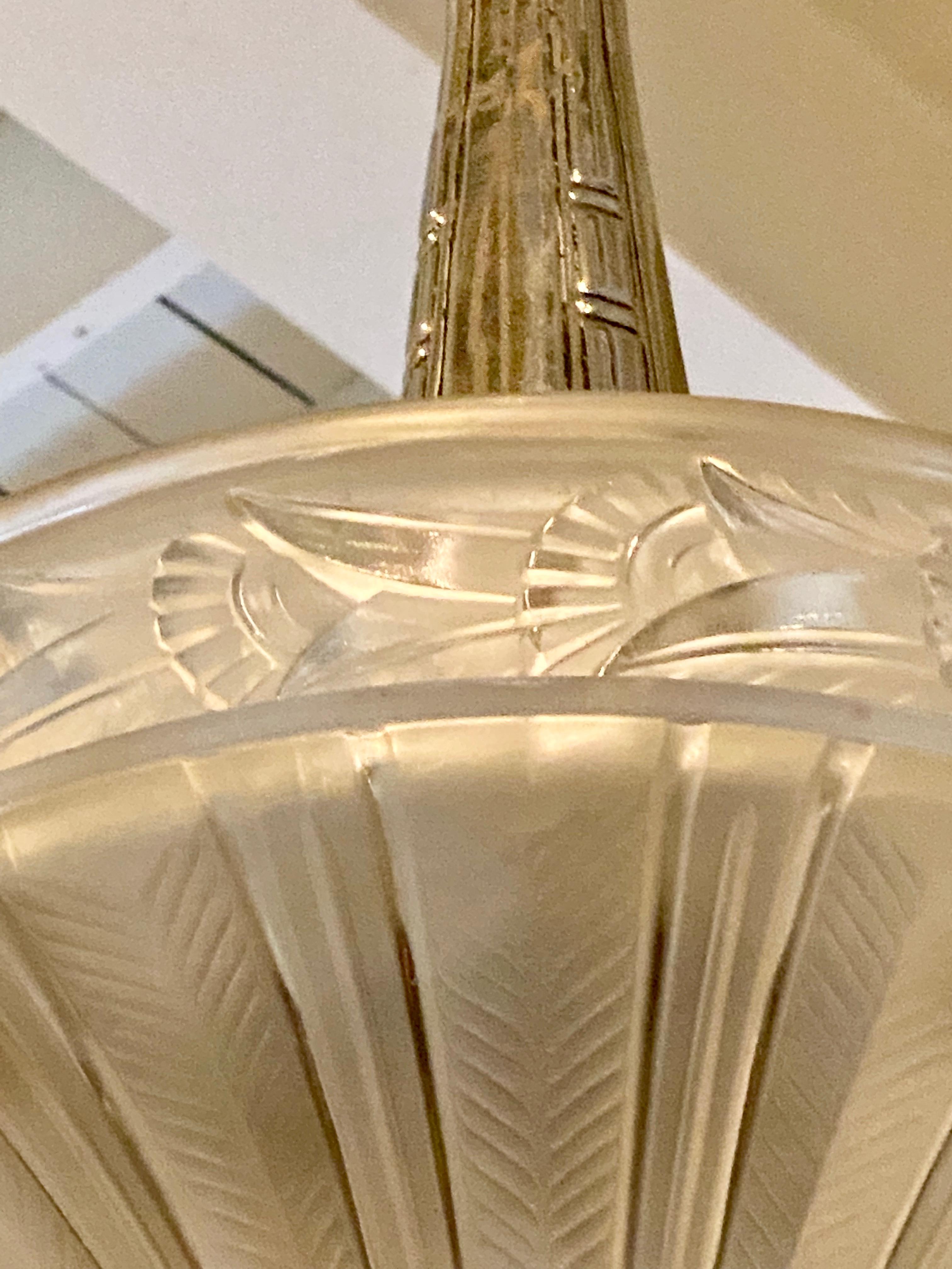 Französischer Art-déco-Kronleuchter, signiert von Lorrain Nancy, Frankreich im Angebot 1
