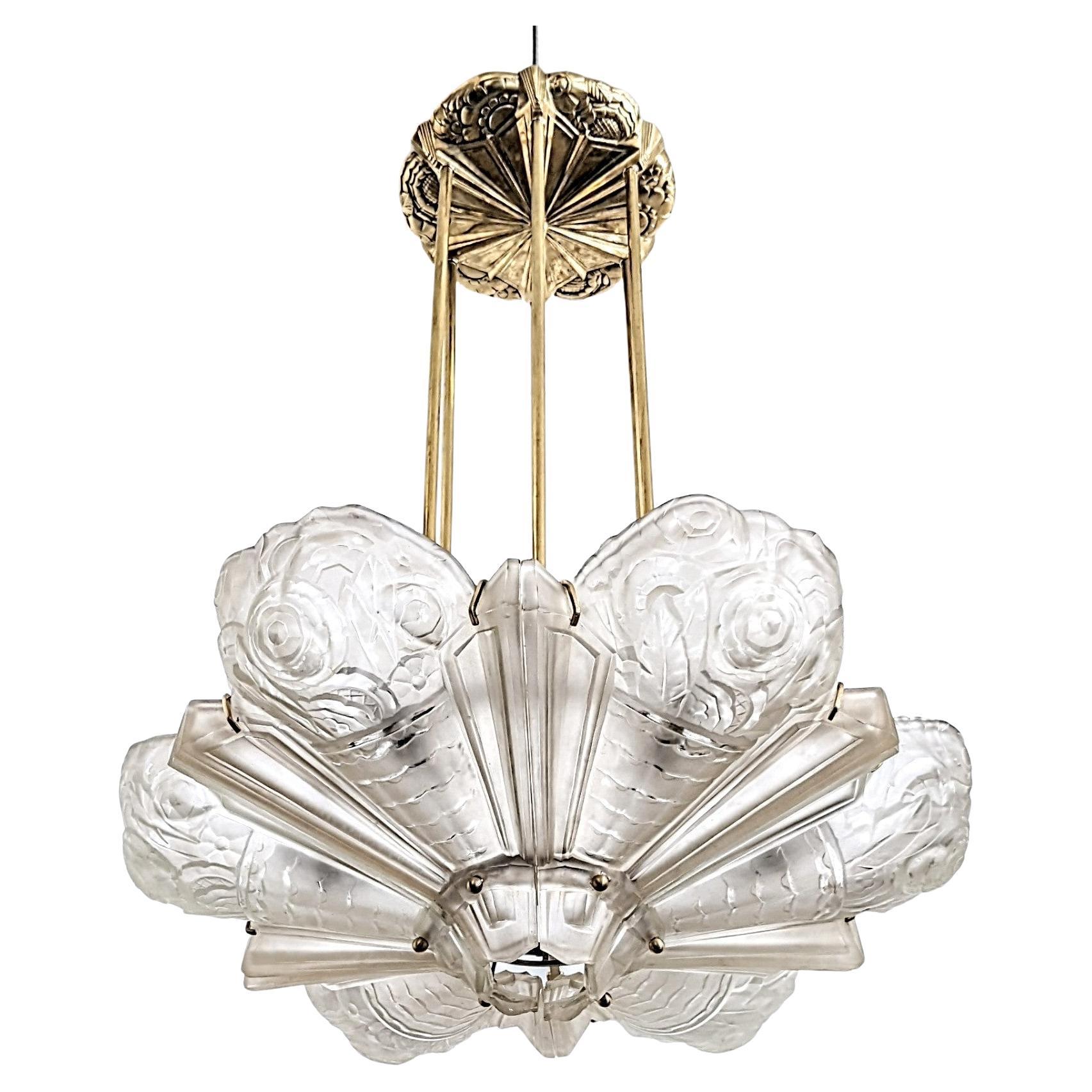  French Art Deco Chandelier Signed by Sabino For Sale