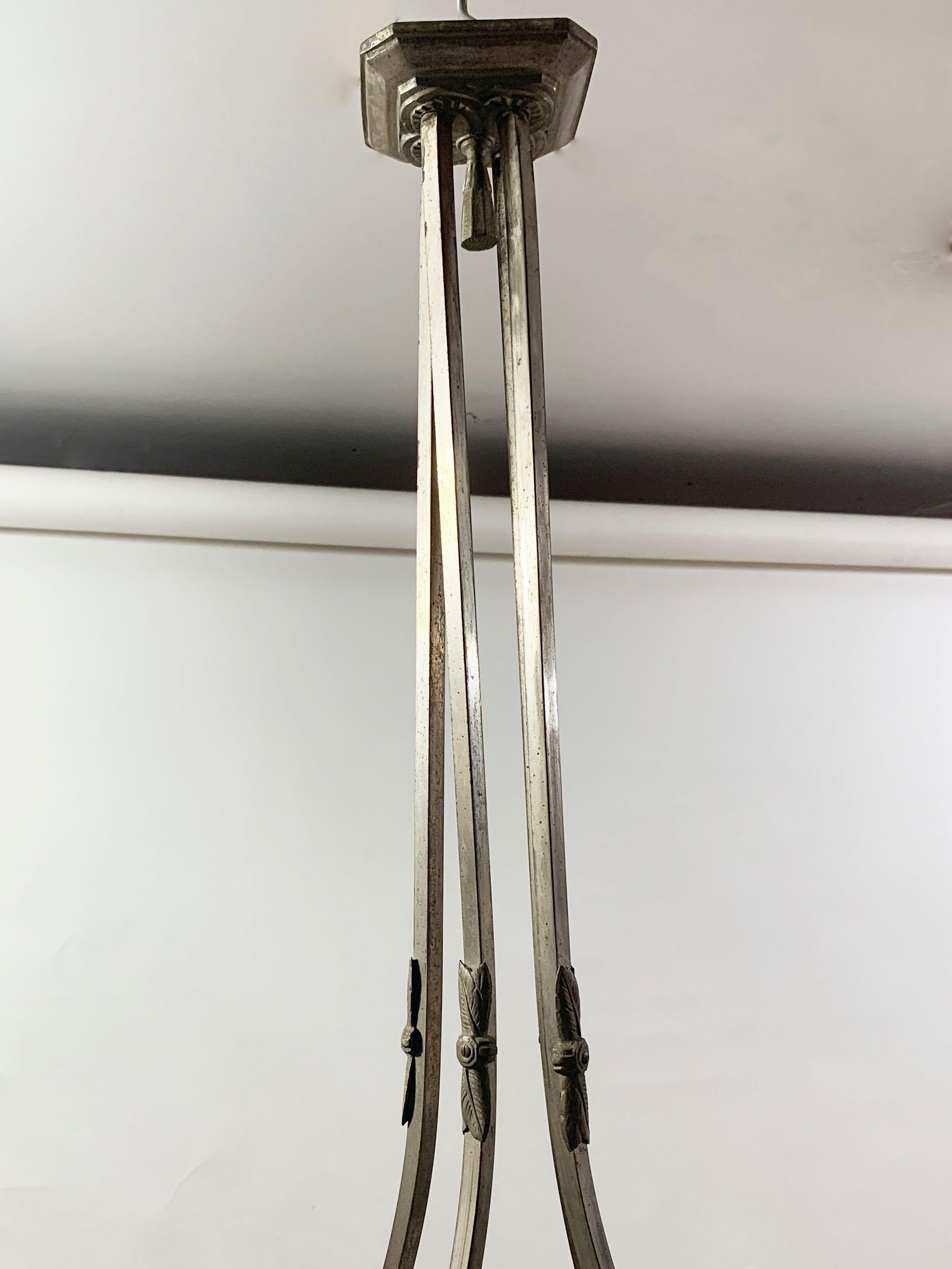 Lampadario Art Deco francese firmato 