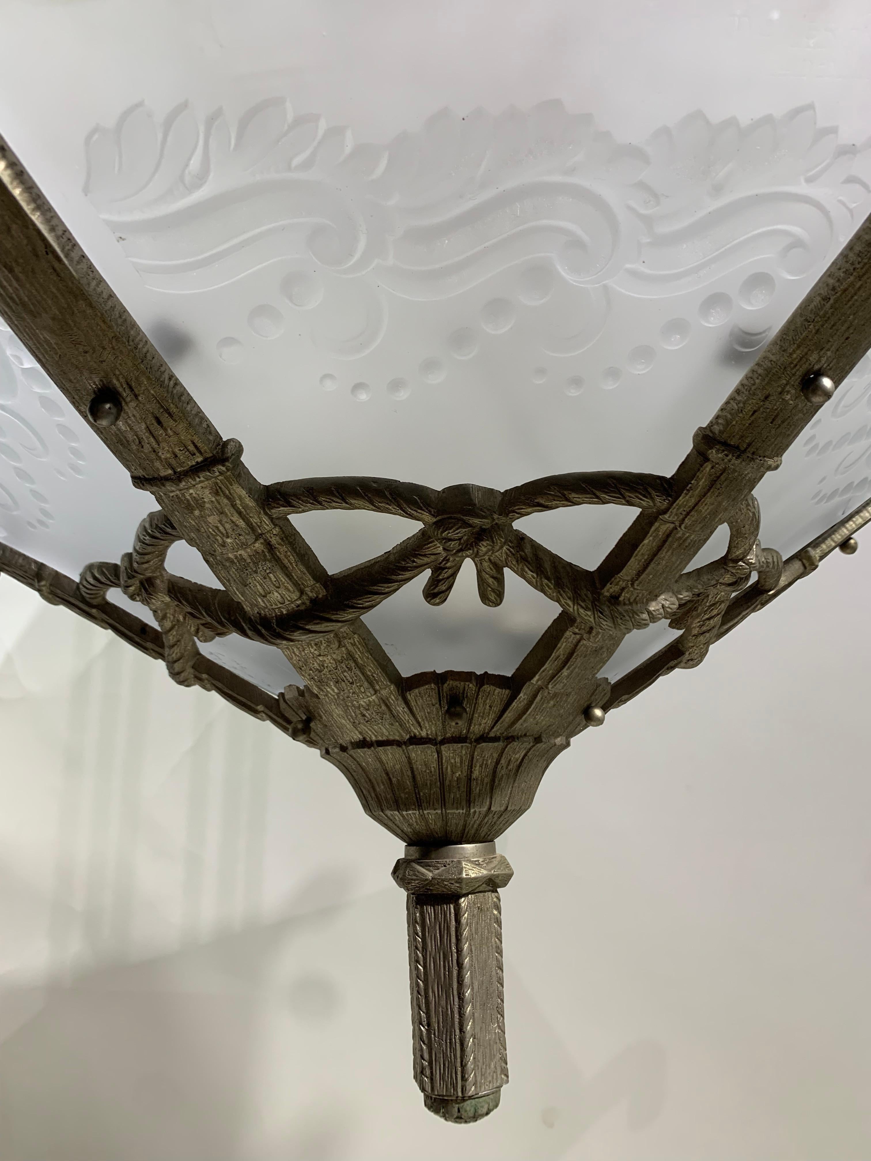 Araña francesa Art Déco Firmada Muller Frères Luneville, circa 1930 en venta 3