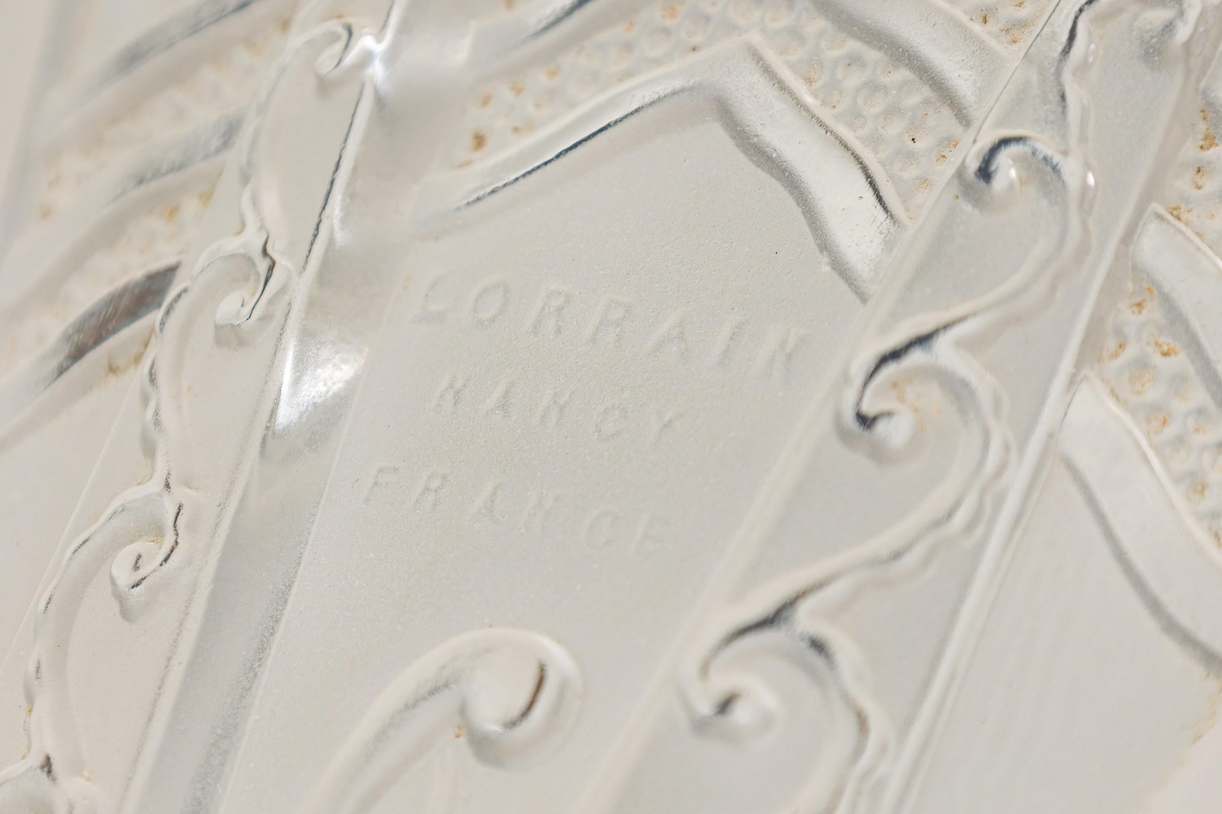 Art Deco francese  lampadario con 6 paralumi svasati in vetro geometrico smerigliato in vendita 3