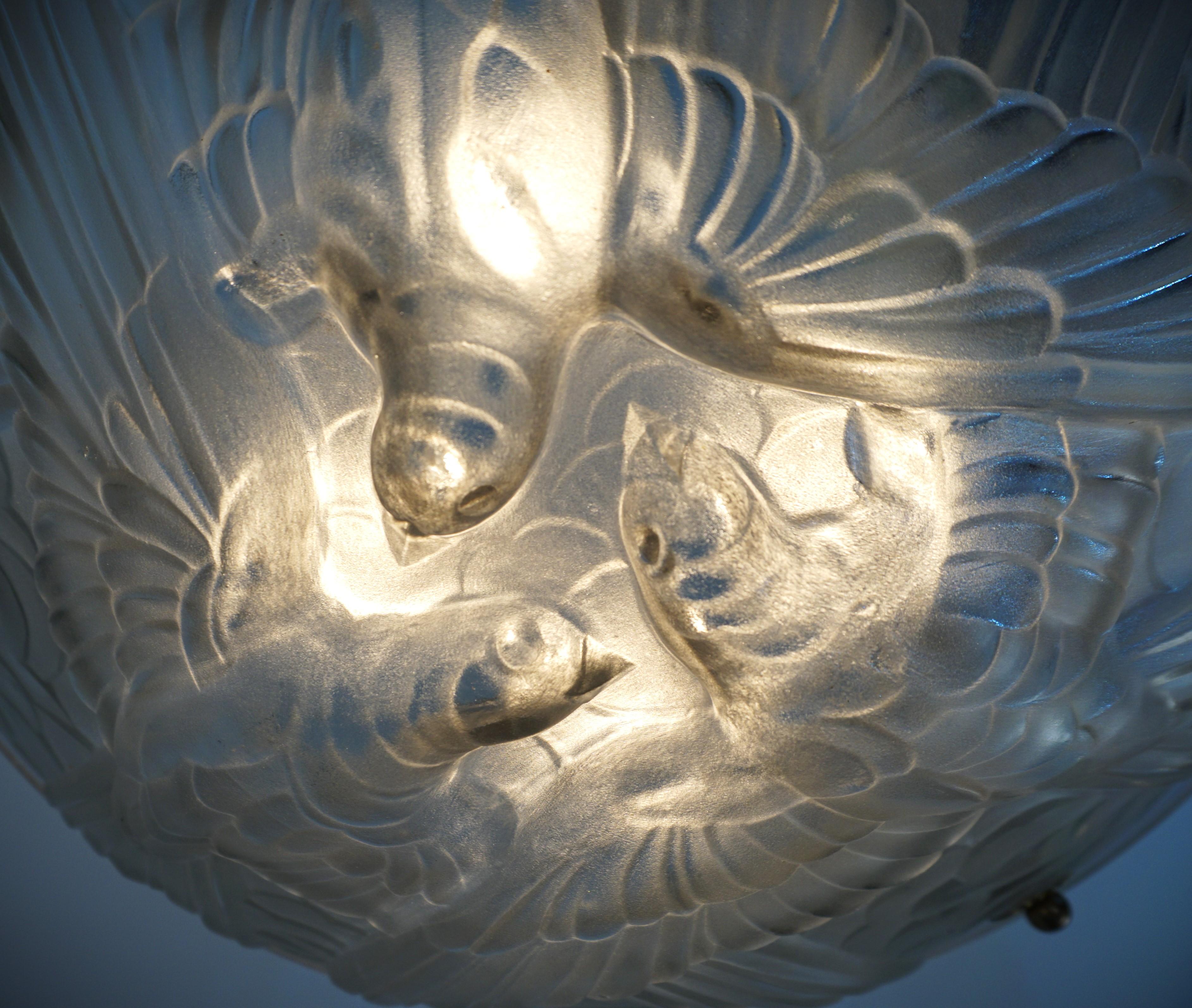 Mid-20th Century French Art Deco Chandelier, with Bird in Flying Motion by Noverdy #8