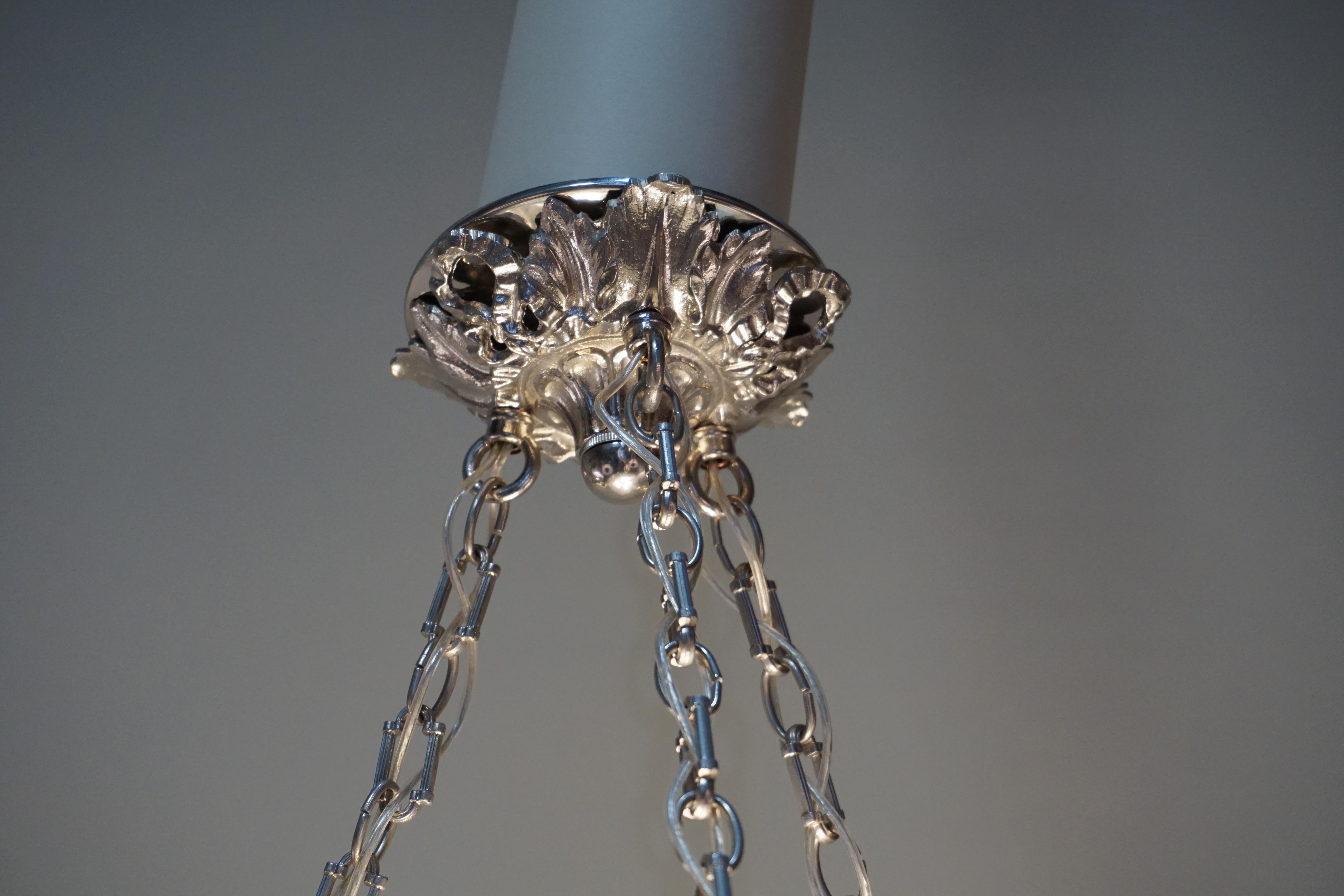 French Art Deco Chandelier with Birds in Fling Motion 2