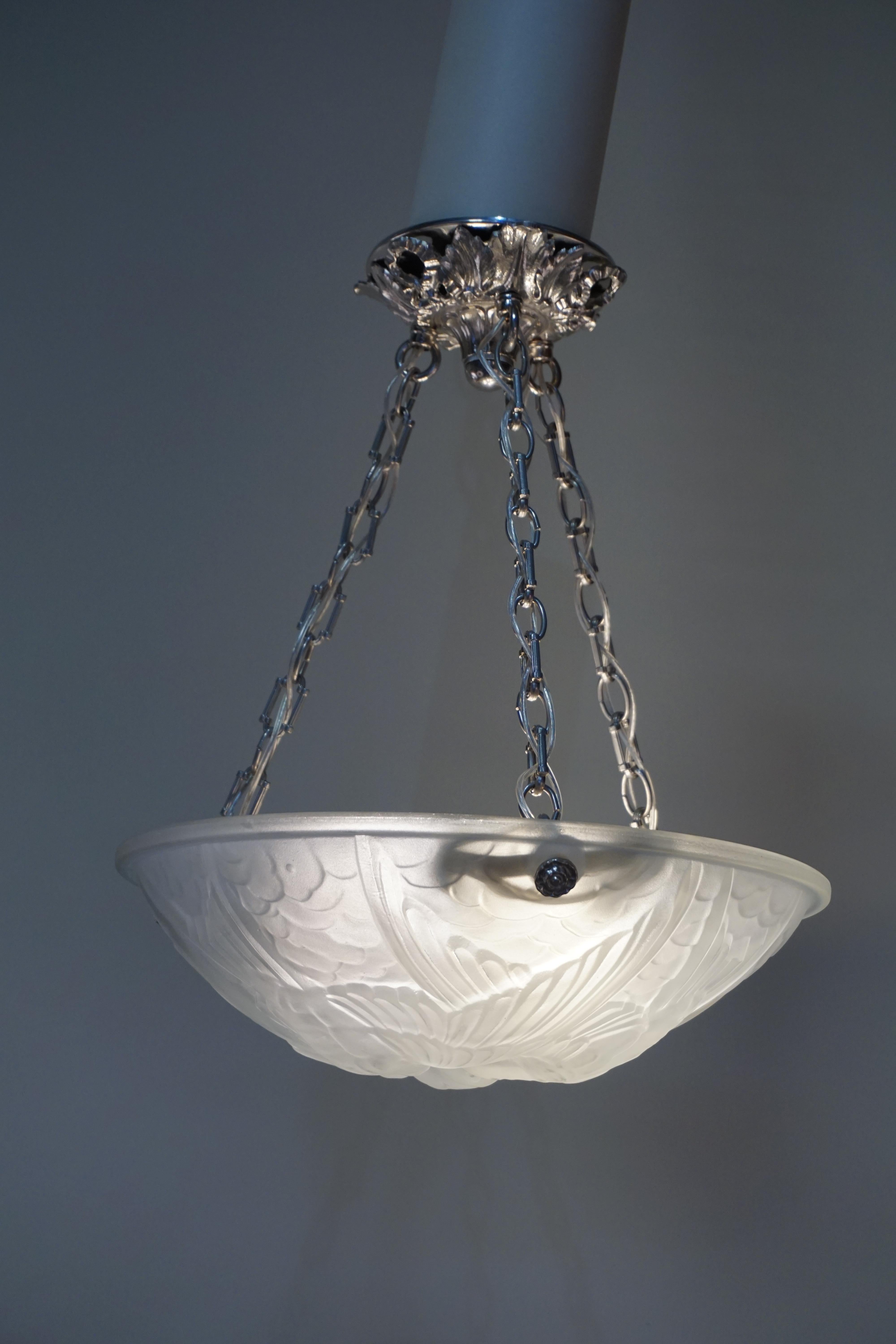 French Art Deco Chandelier with Birds in Fling Motion 4