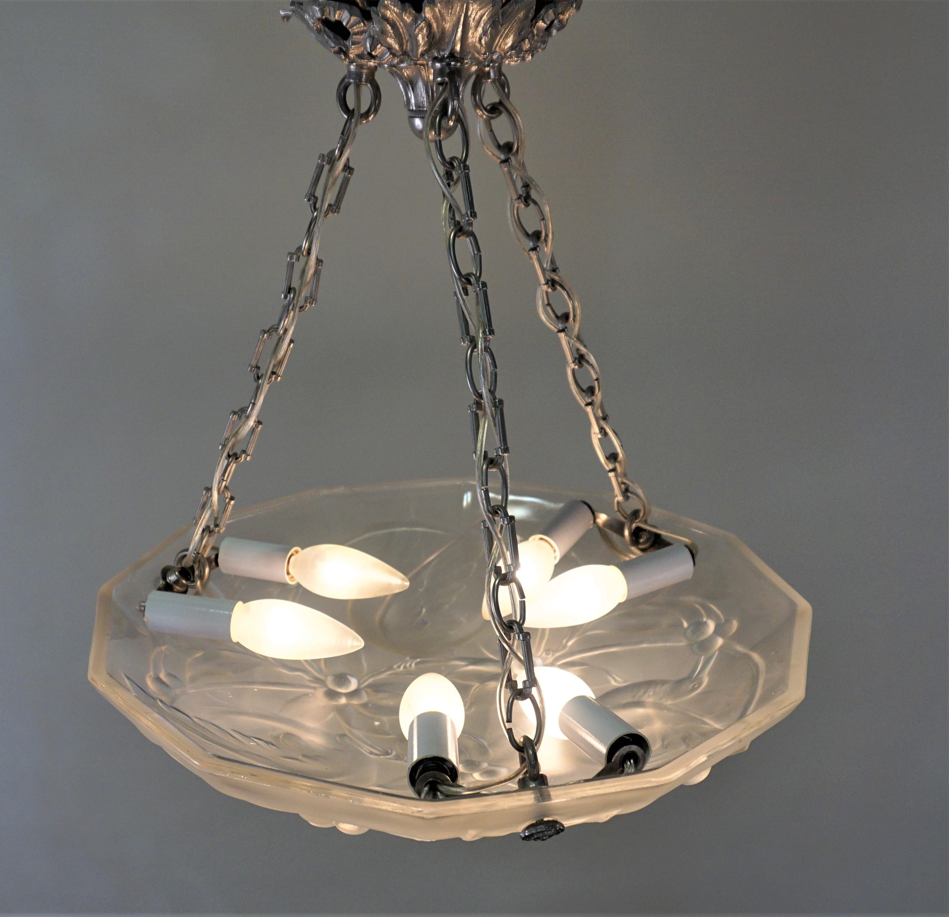 Nickel French Art Deco Chandelier with Cherry Eating Birds
