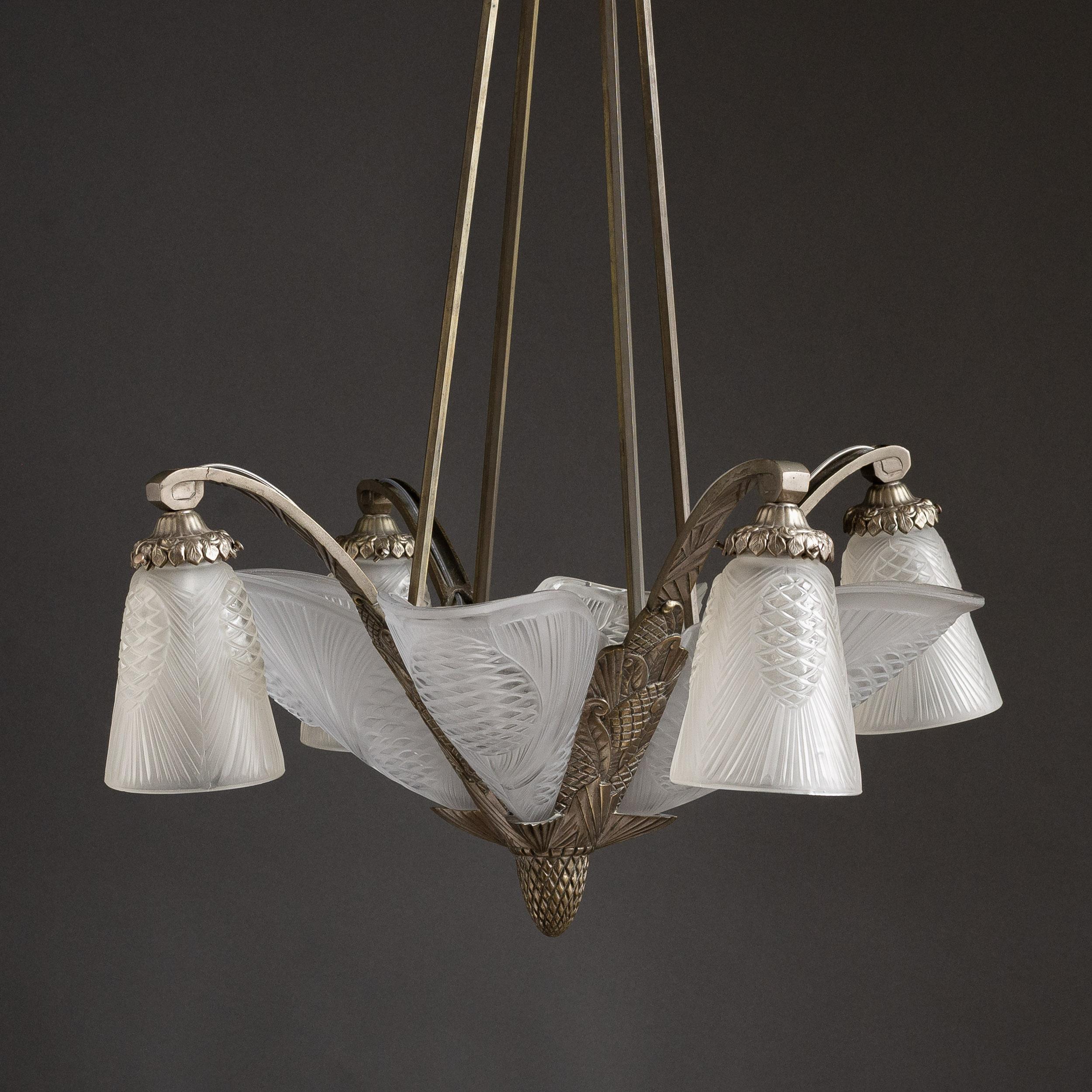 French Art Deco Chandelier with Frosted Glass Shades by Degué For Sale 12