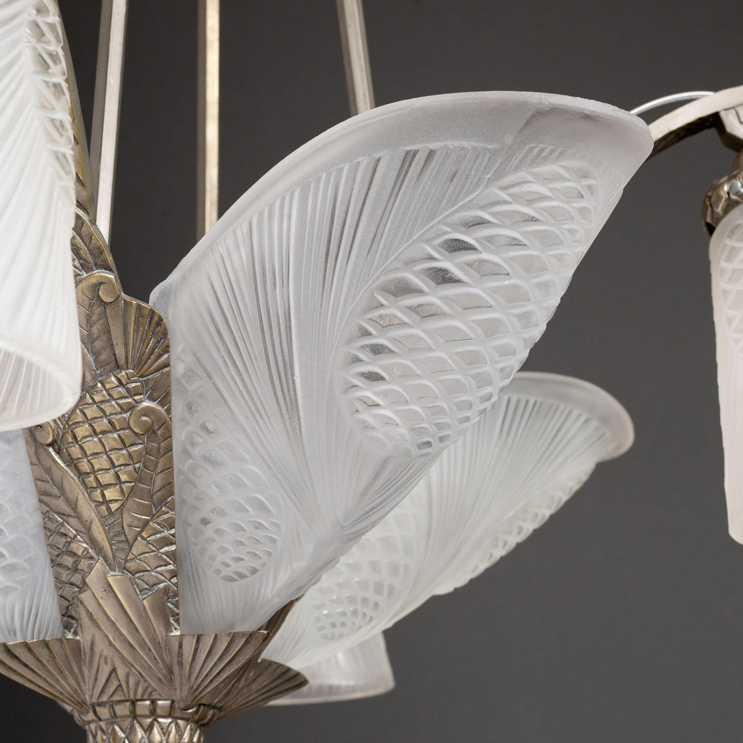 French Art Deco Chandelier with Frosted Glass Shades by Degué For Sale 1