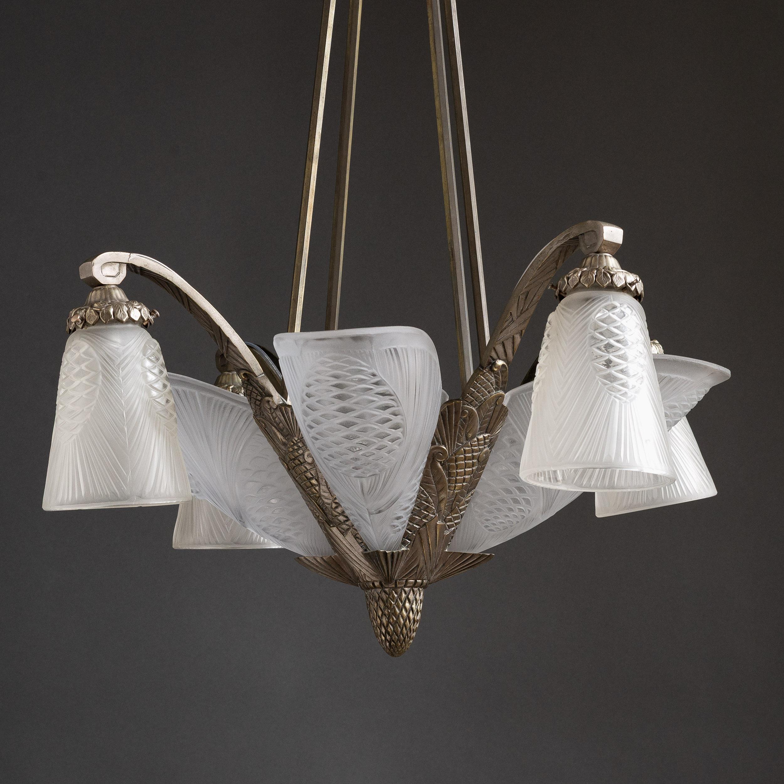 French Art Deco Chandelier with Frosted Glass Shades by Degué For Sale 5