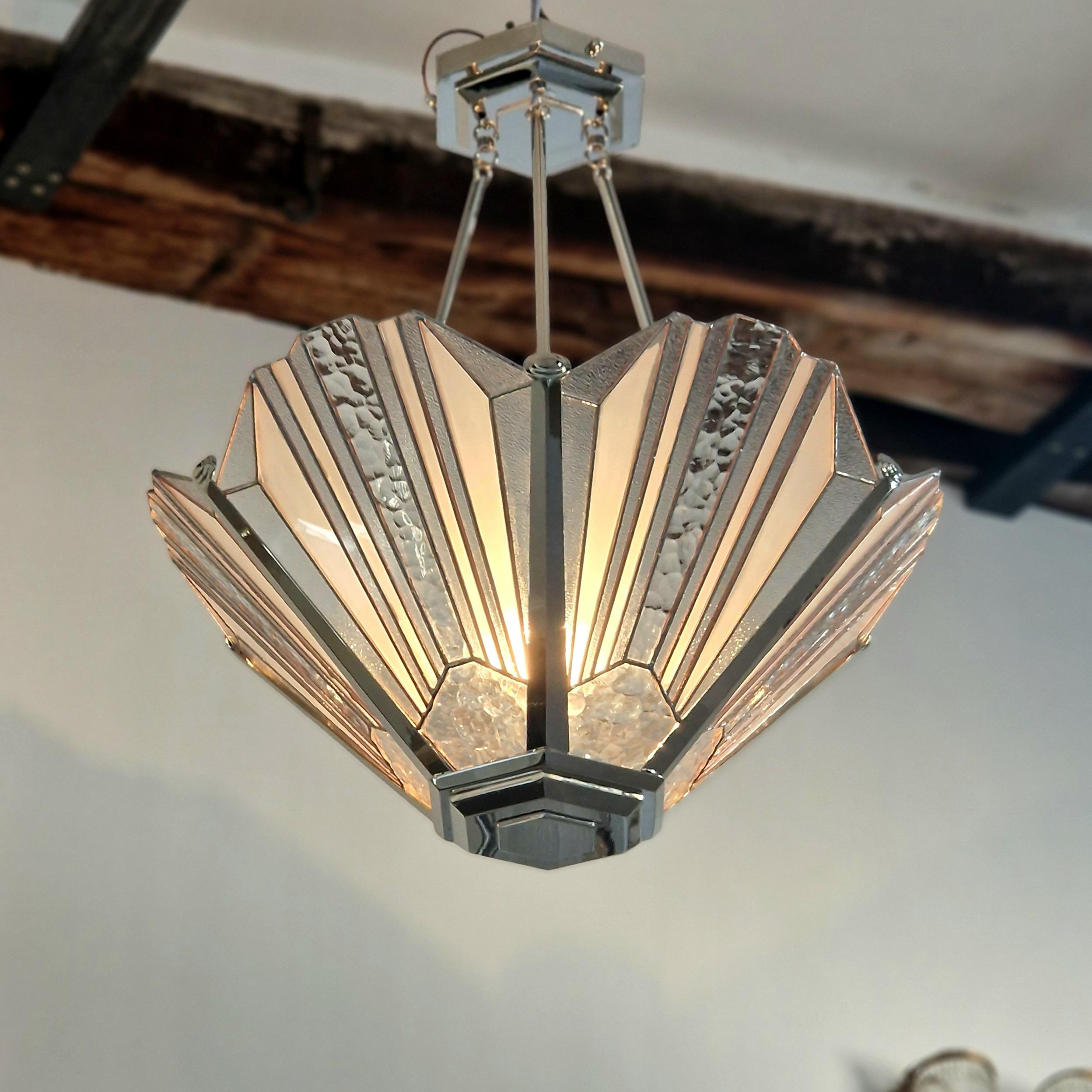 Contemporary French Art Deco Chandelier with Nickel finish and Vitrail Glass For Sale