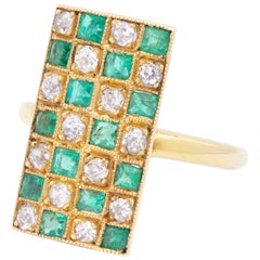 French Art Deco Chequerboard Emerald, Diamond
18 Karat Yellow Gold Ring Antique French Art Deco Chequerboard Emerald, Diamond
18 Karat Yellow Gold Ring