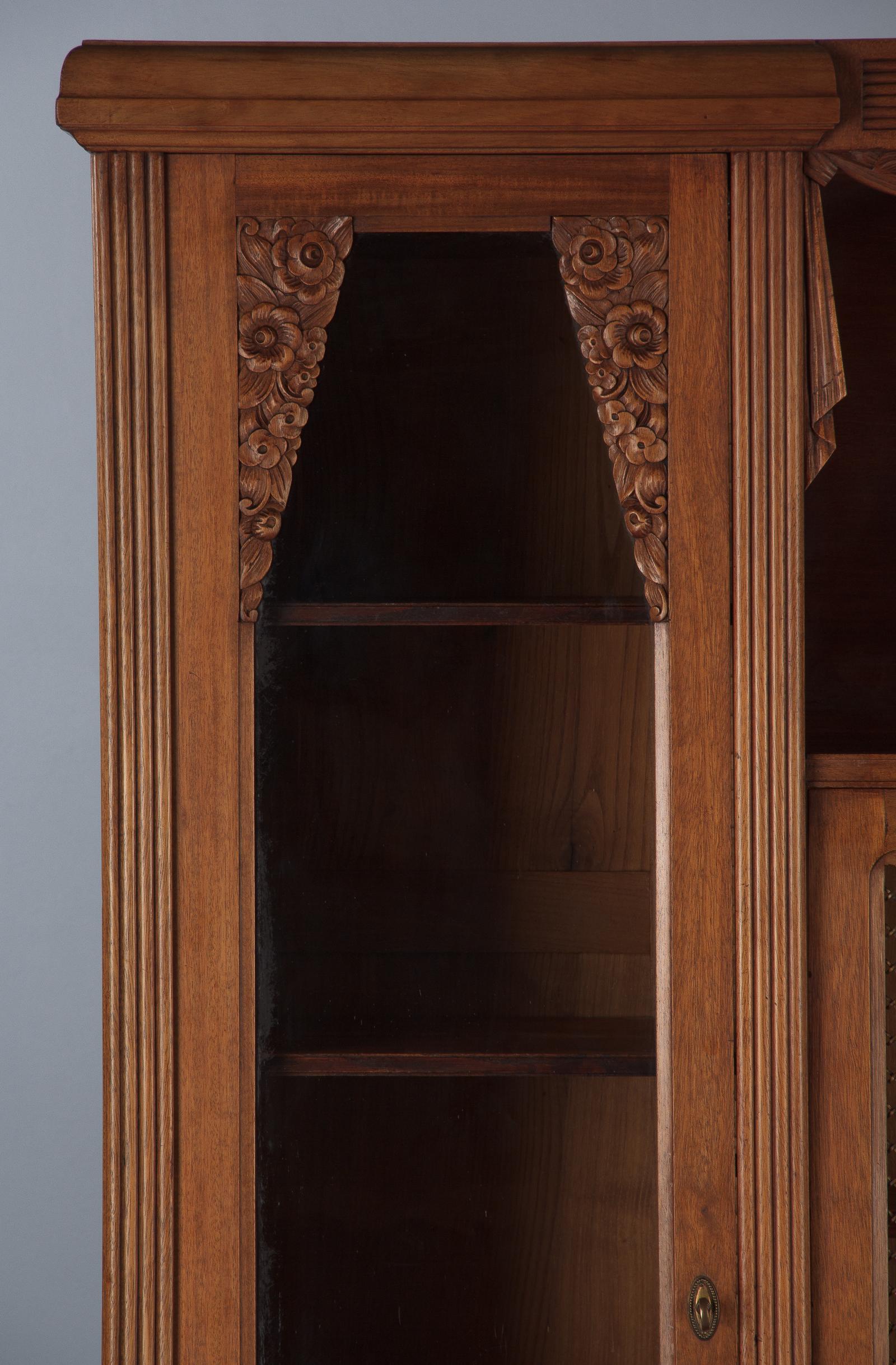 French Art Deco Cherrywood Bookcase, 1930s 10