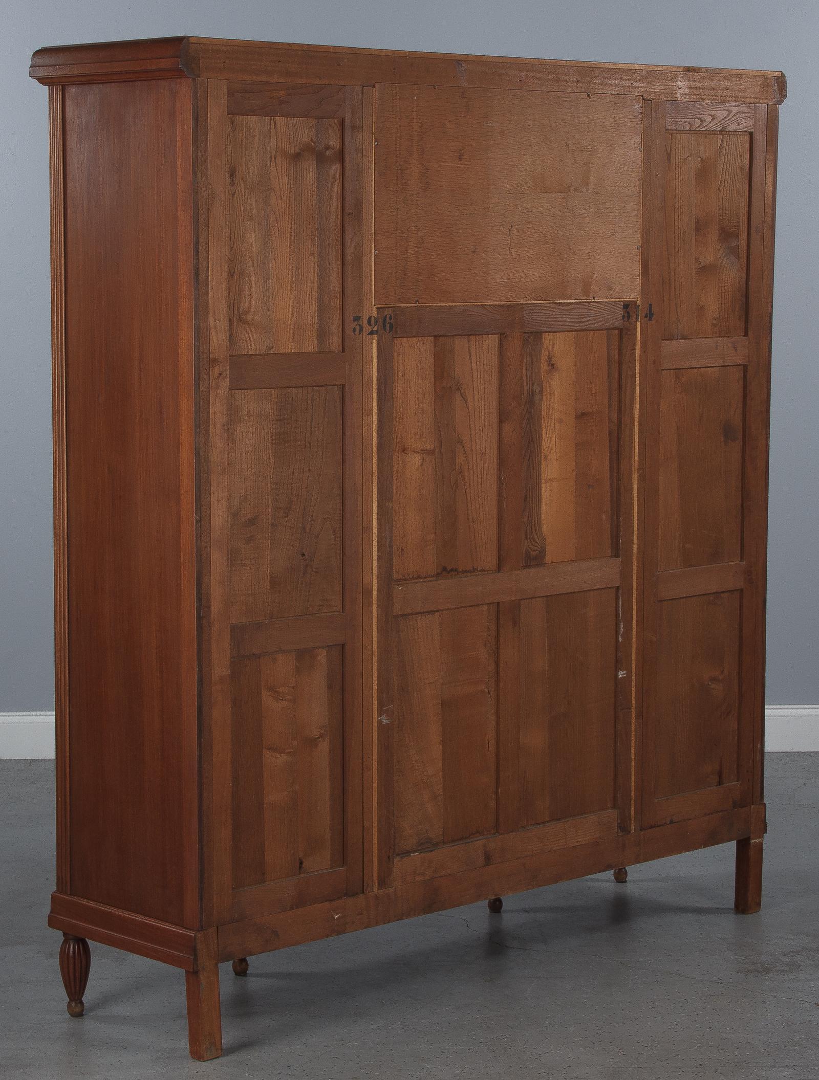 French Art Deco Cherrywood Bookcase, 1930s 15
