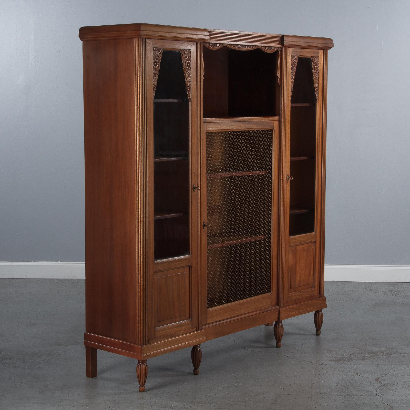 French Art Deco Cherrywood Bookcase, 1930s 2