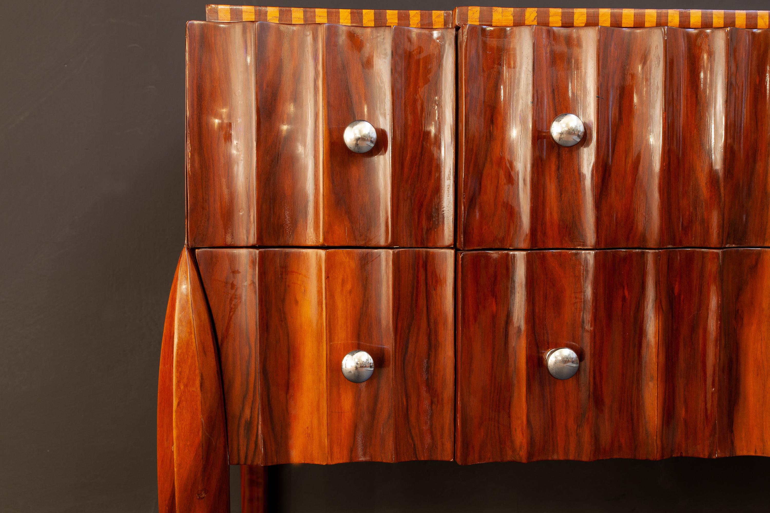 French Art Deco Chest of Drawer or Commode, 1930 For Sale 2