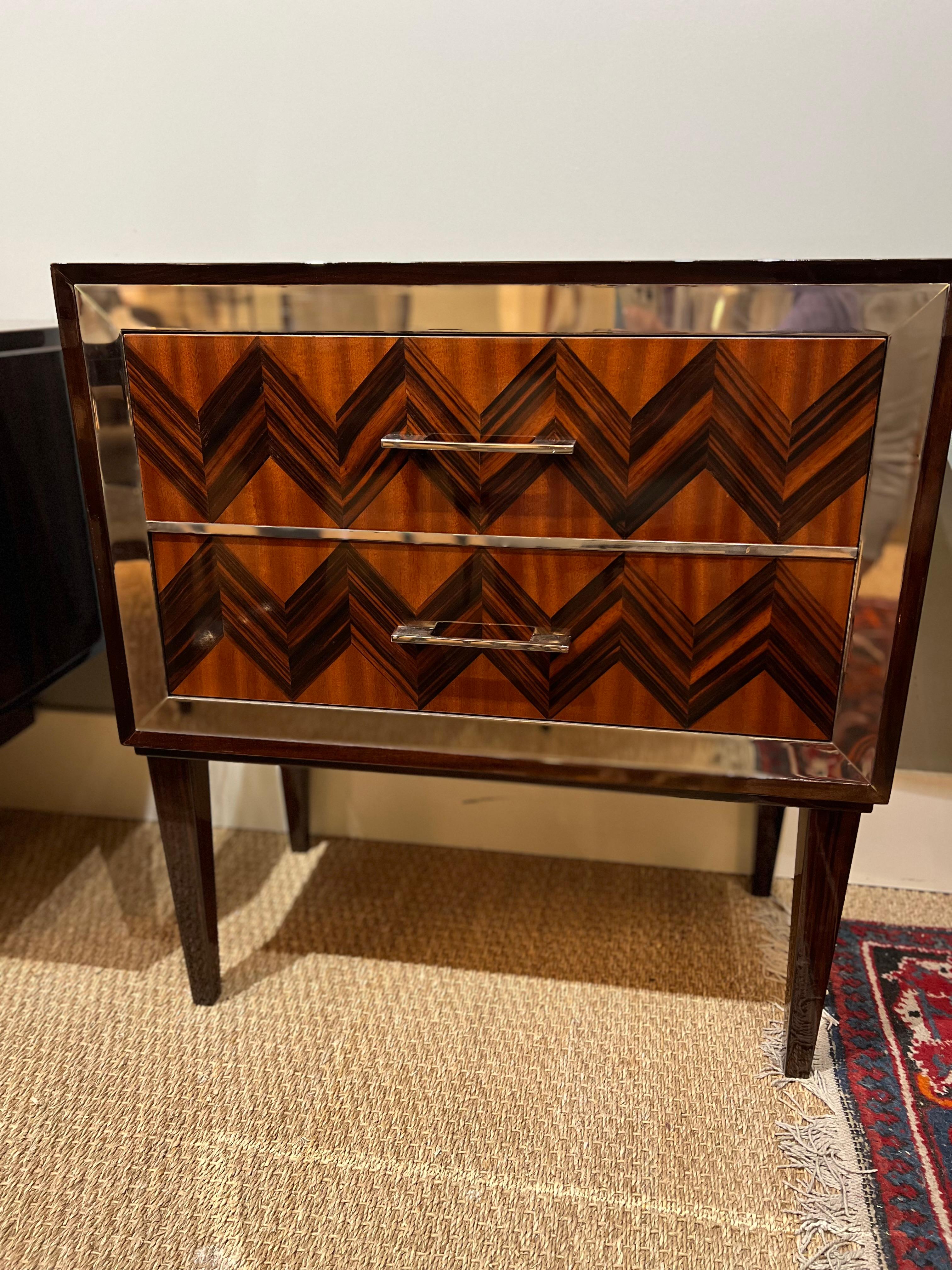 Acajou Commode Art Déco française en vente