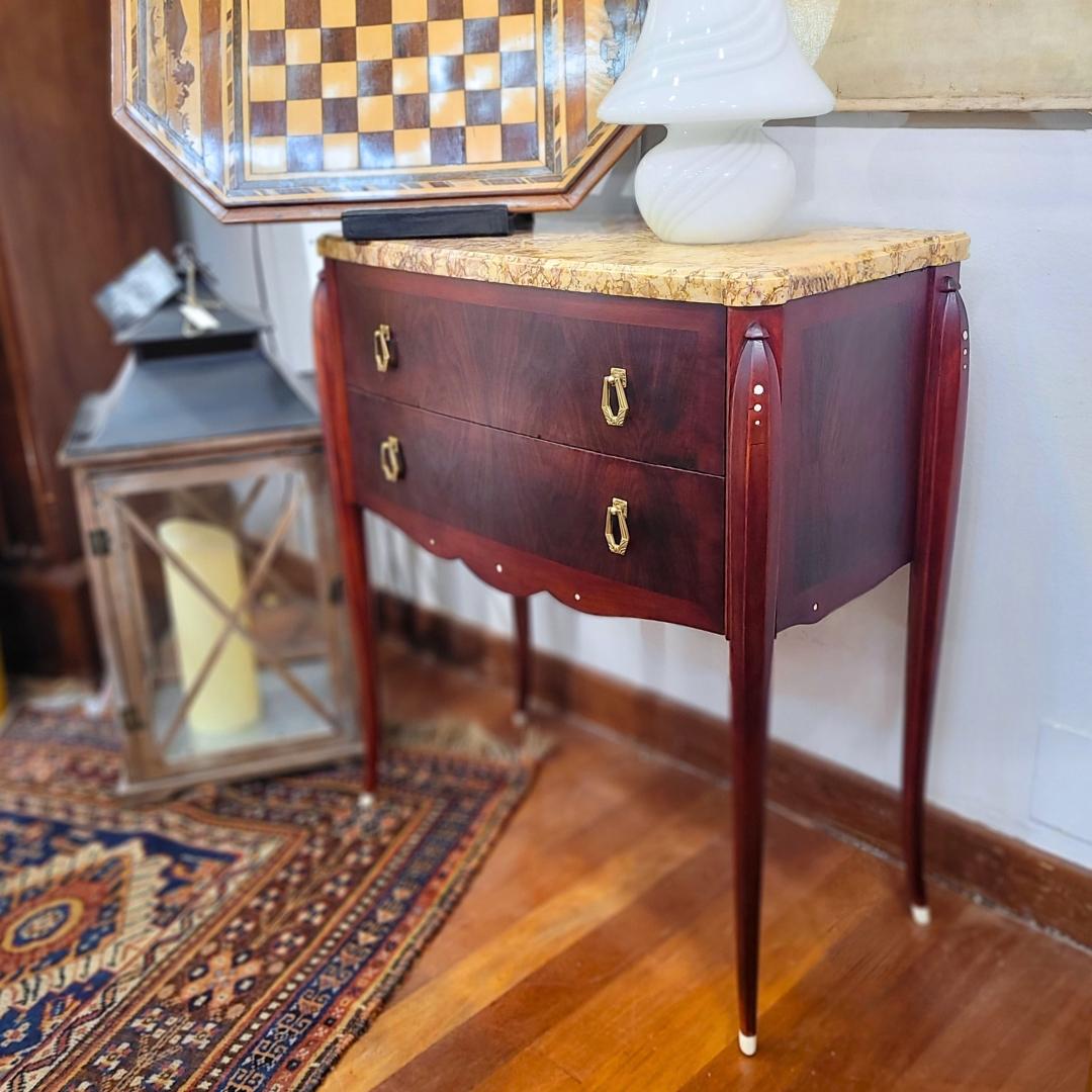Cómoda francesa art déco J. E.Ruhlmann madera hueso Francés en venta