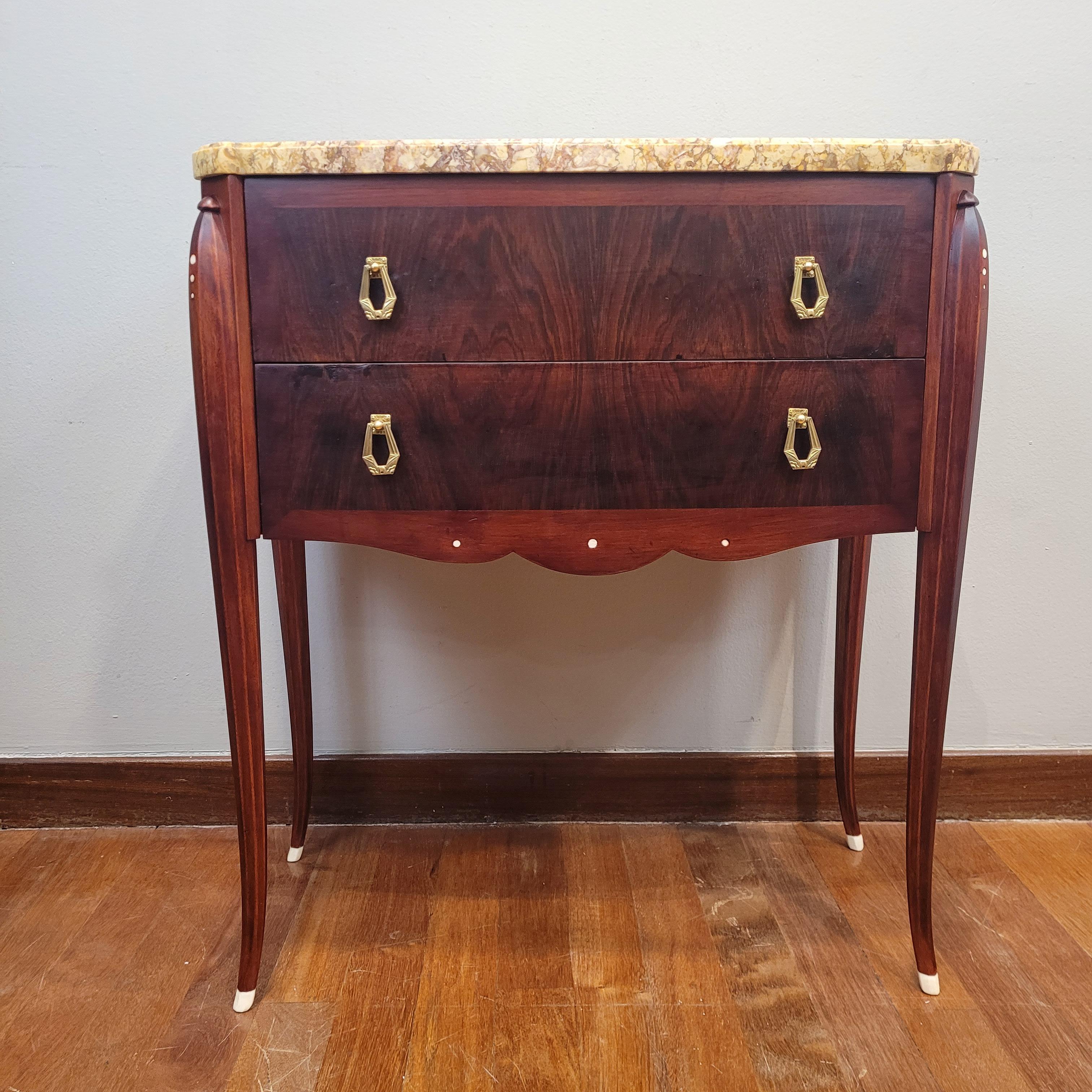 Cómoda francesa art déco J. E.Ruhlmann madera hueso Hecho a mano en venta