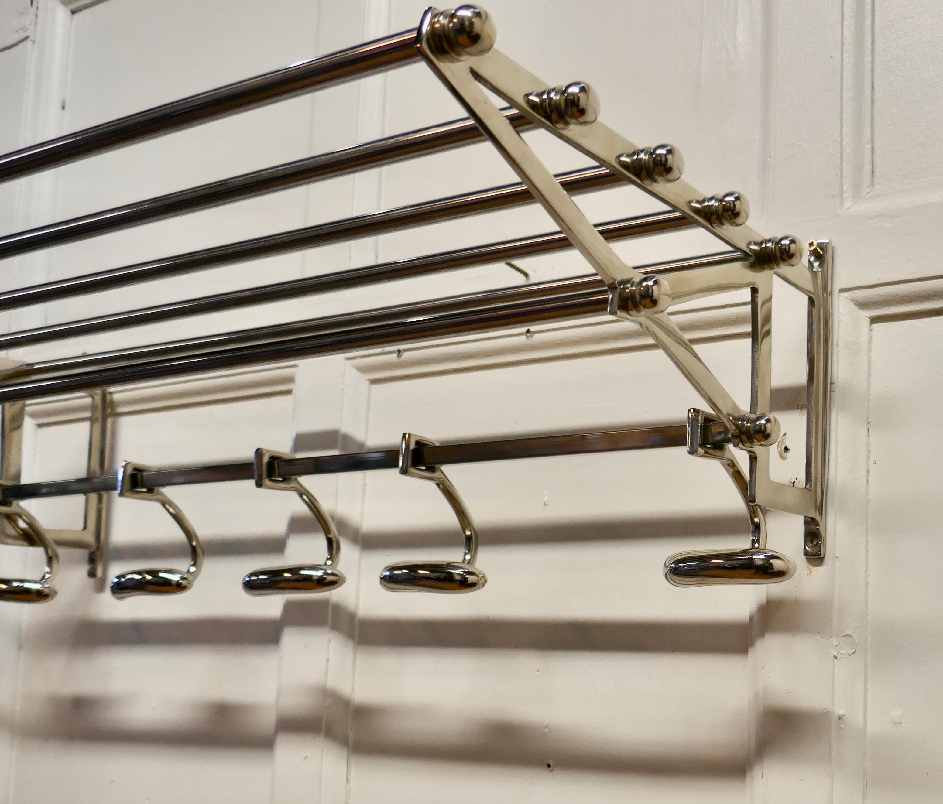 French Art Deco Chrome Hat and Coat Rack, Railway Train Style In Excellent Condition In Godshill, Isle of Wight