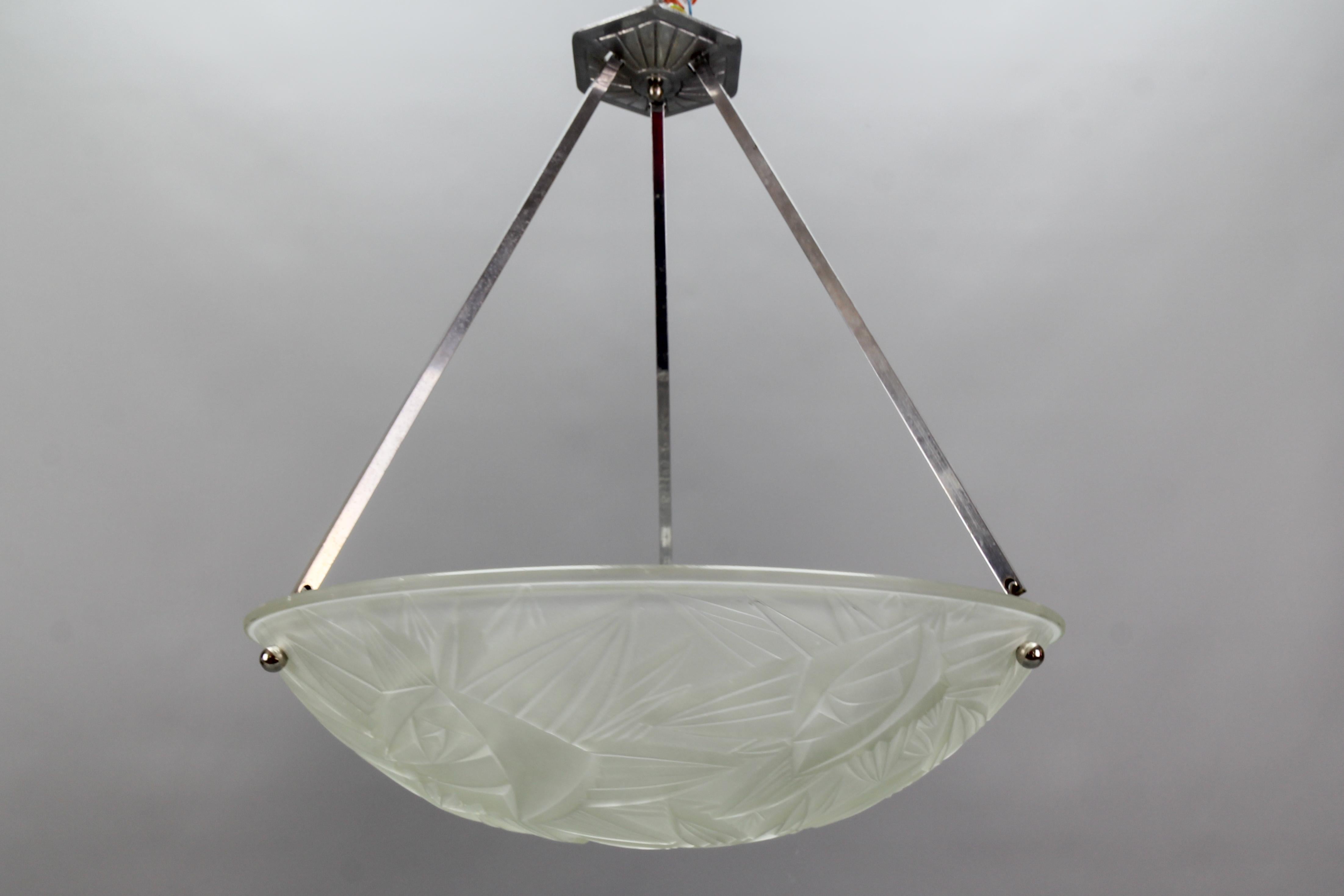 French Art Deco Chromed Brass and Frosted Glass Pendant Light by Noverdy, 1930s For Sale 15