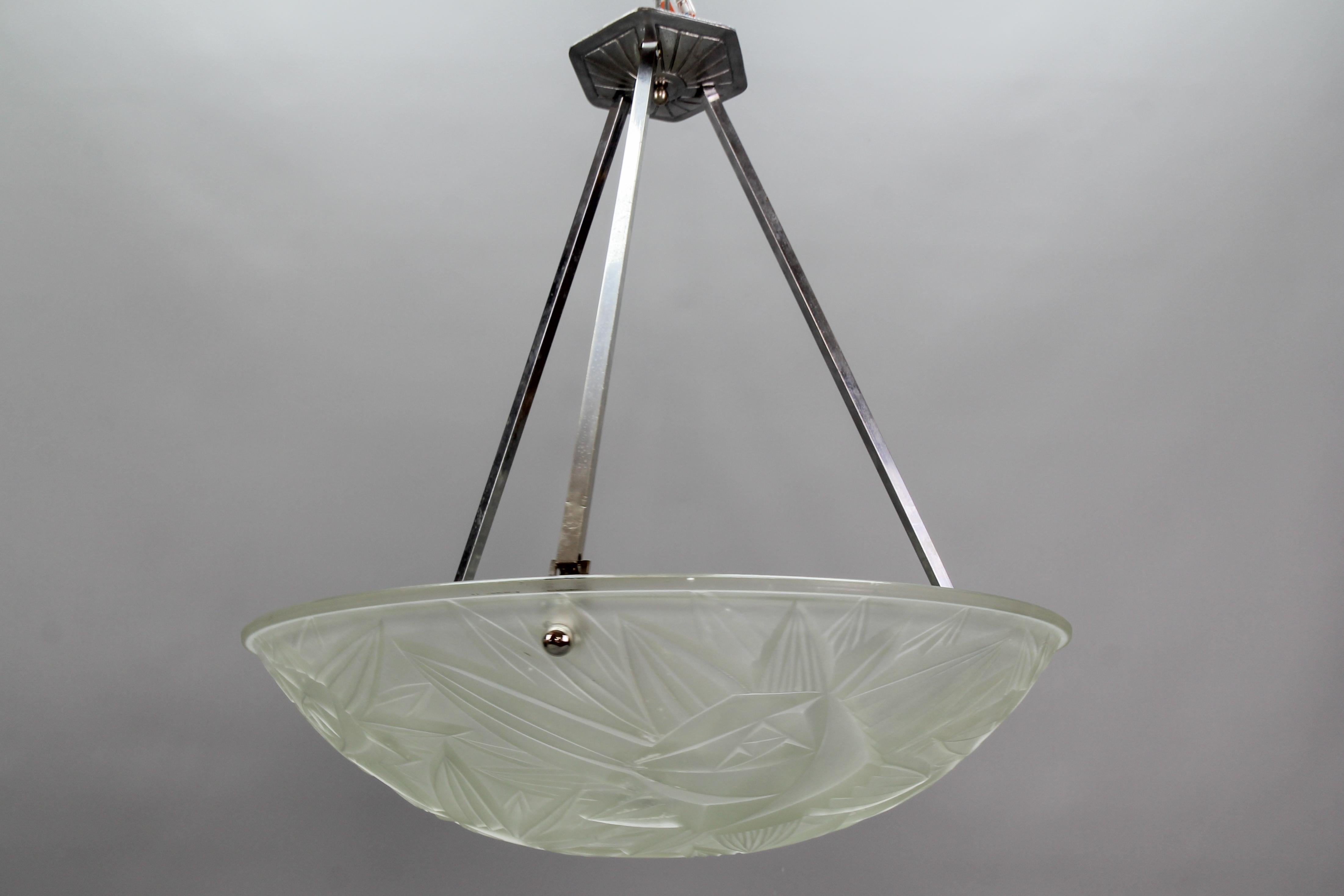 French Art Deco Chromed Brass and Frosted Glass Pendant Light by Noverdy, 1930s For Sale 3