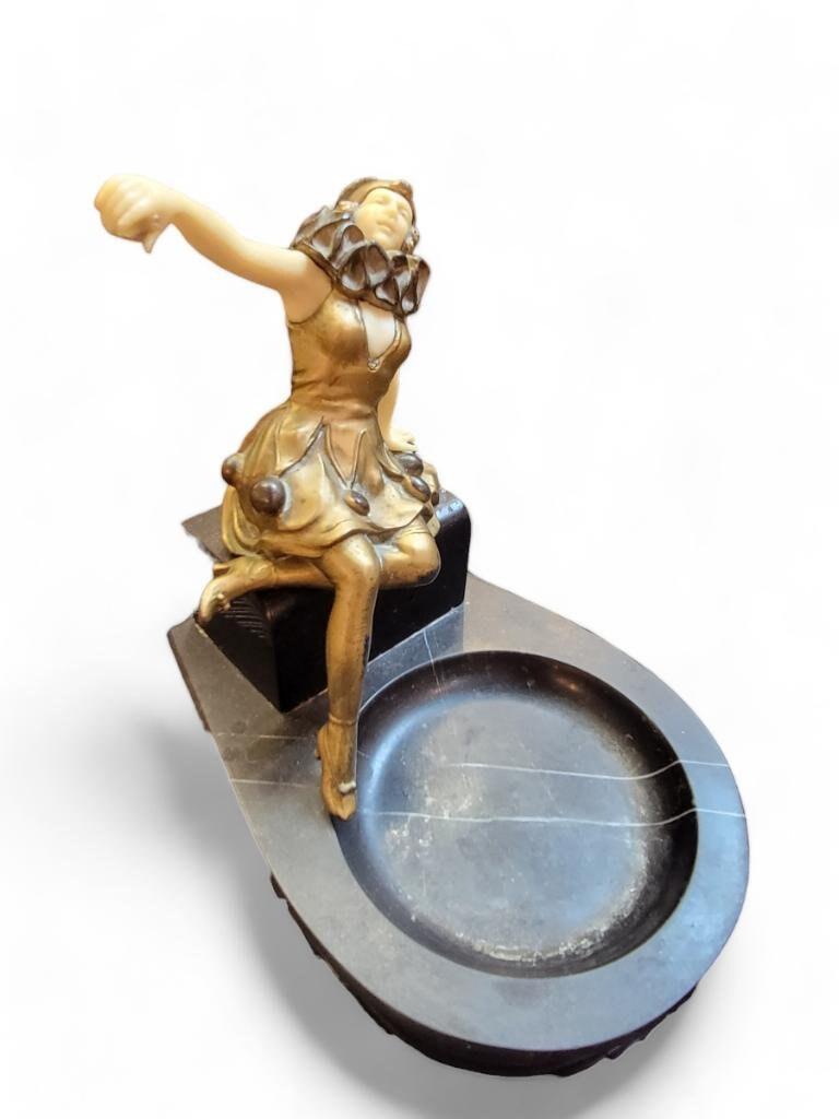 French Art Deco Chryselephantine Bronze Harlequin Marble Pedestal Ashtray For Sale 4