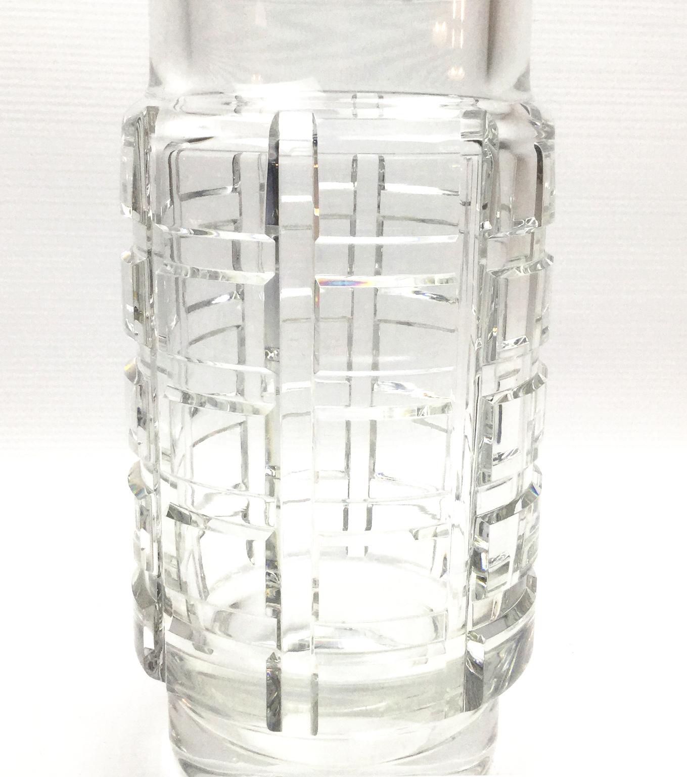 French Art Deco Clear Crystal Vase by Baccarat, 1940s 2