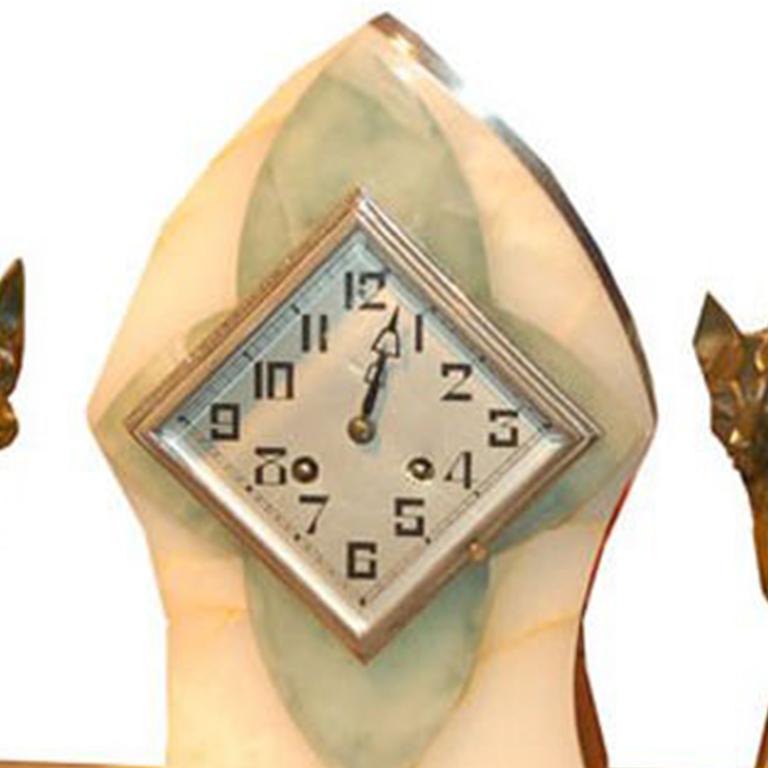 French Art Deco Clock In Good Condition For Sale In Pompano Beach, FL