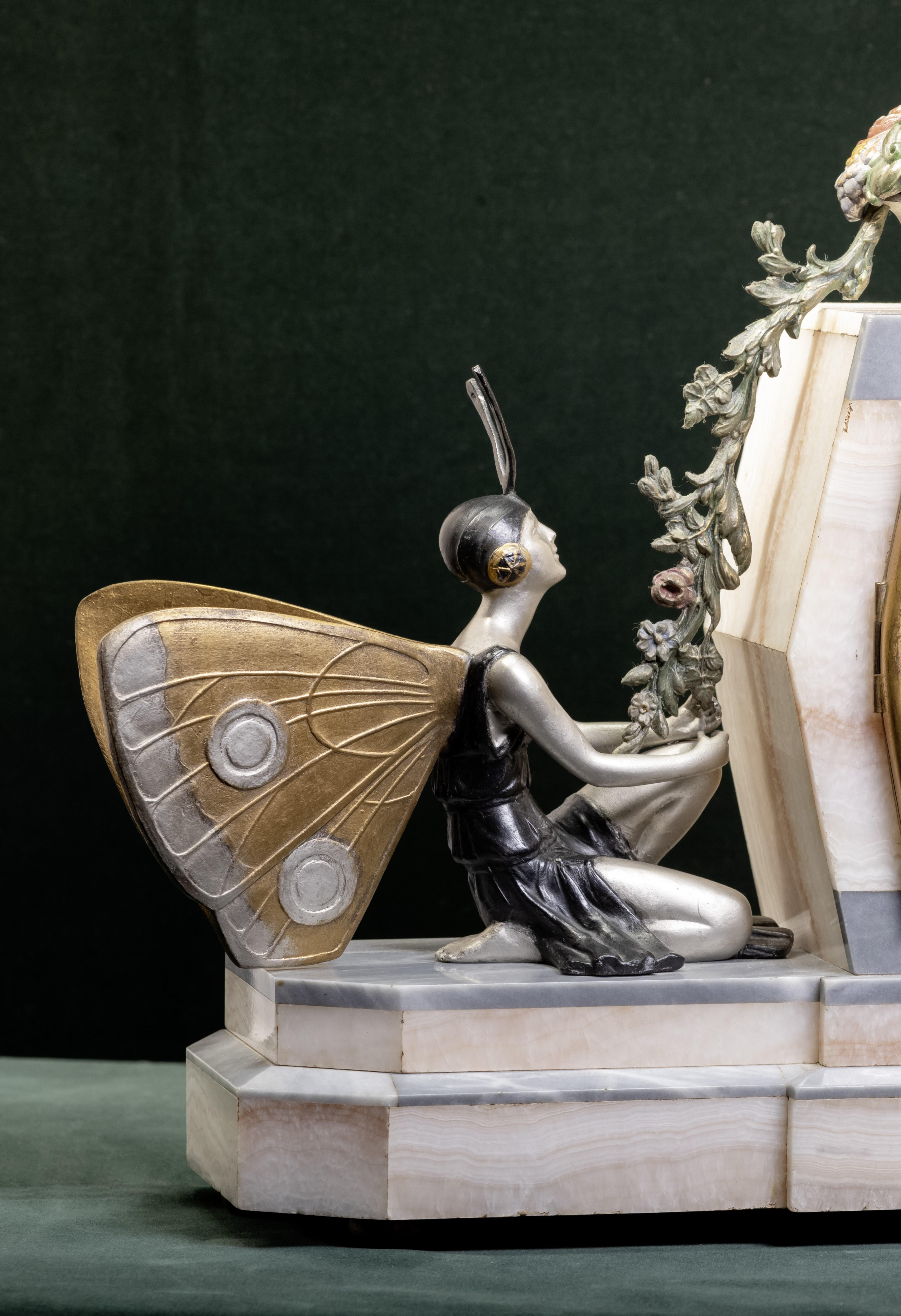 20th Century French art-deco clock For Sale