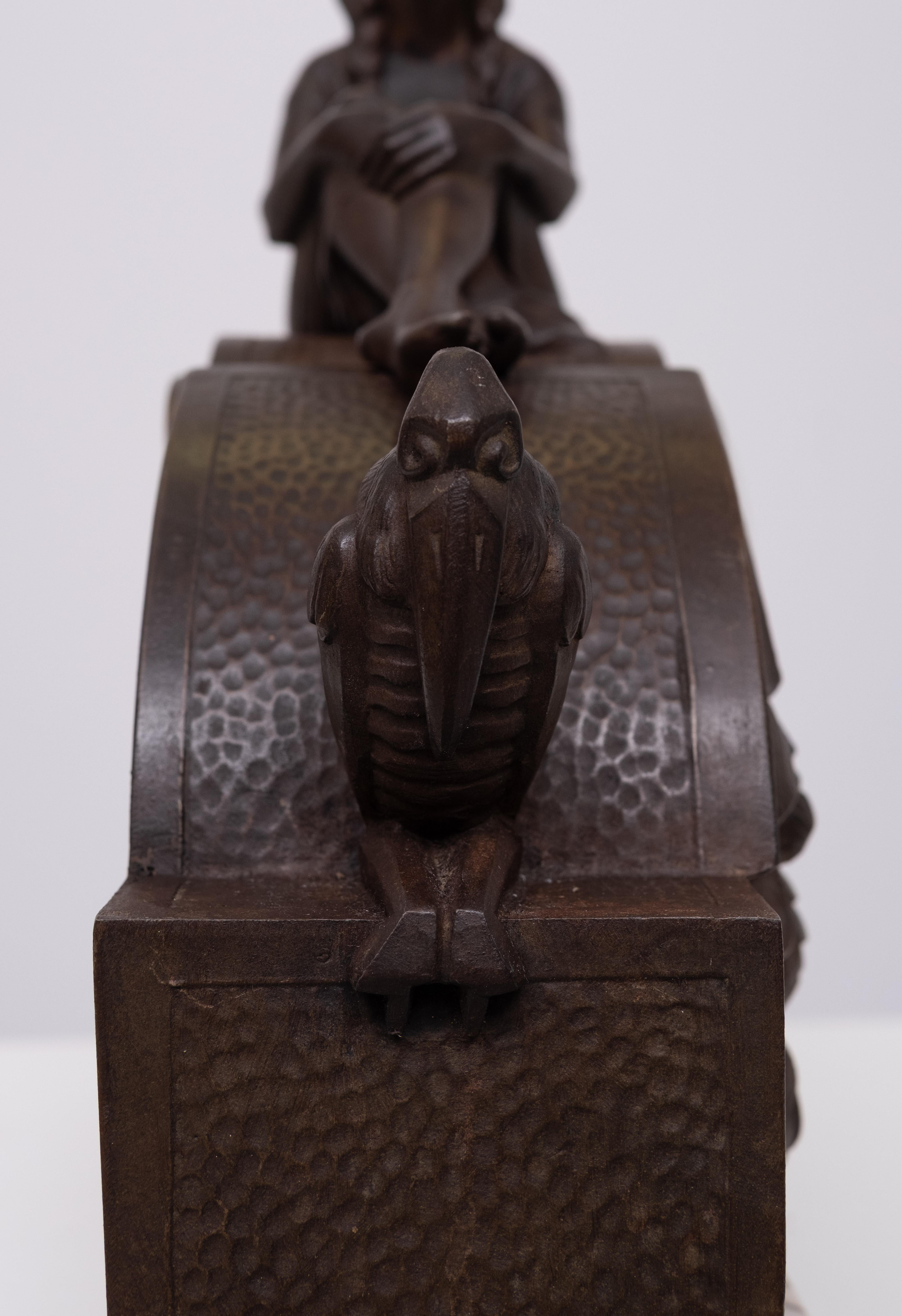 Reloj Art Decó francés con pájaros estilizados y guarnición 1925 en venta 4