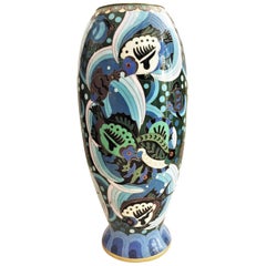 Vase en émail cloisonné Art déco français avec poissons et chevaux de mer:: vers 1920