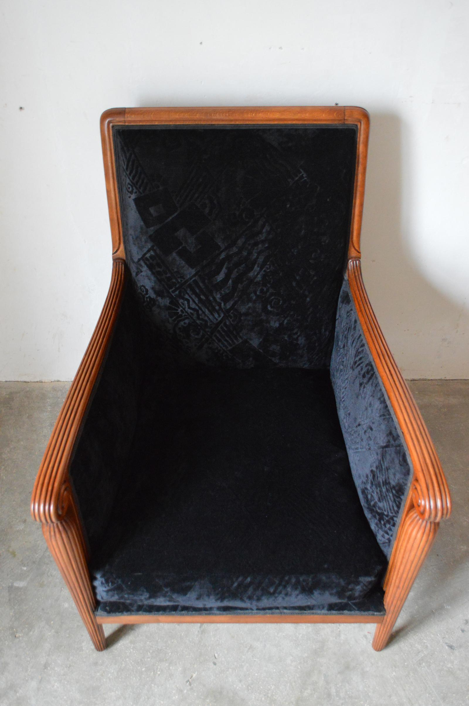 French Art Deco Club Armchair Attributed to Maurice Dufrène, circa 1925 In Good Condition In L'Etang, FR