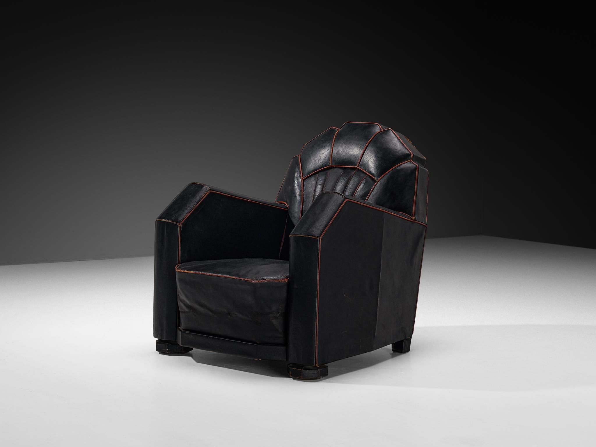French Art Deco Club Chair in Black Leather In Good Condition For Sale In Waalwijk, NL
