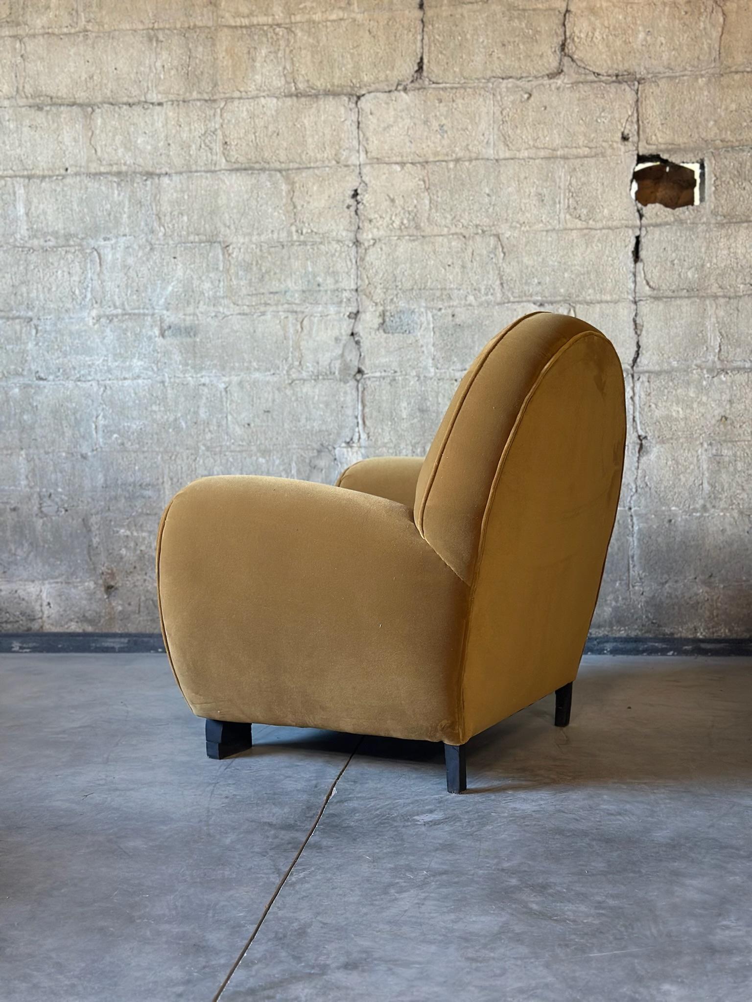 French Art Deco Club Chairs In Excellent Condition In Hudson, NY
