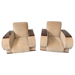 Paire de fauteuils club ou de salon Art déco français tapissés de velours beige